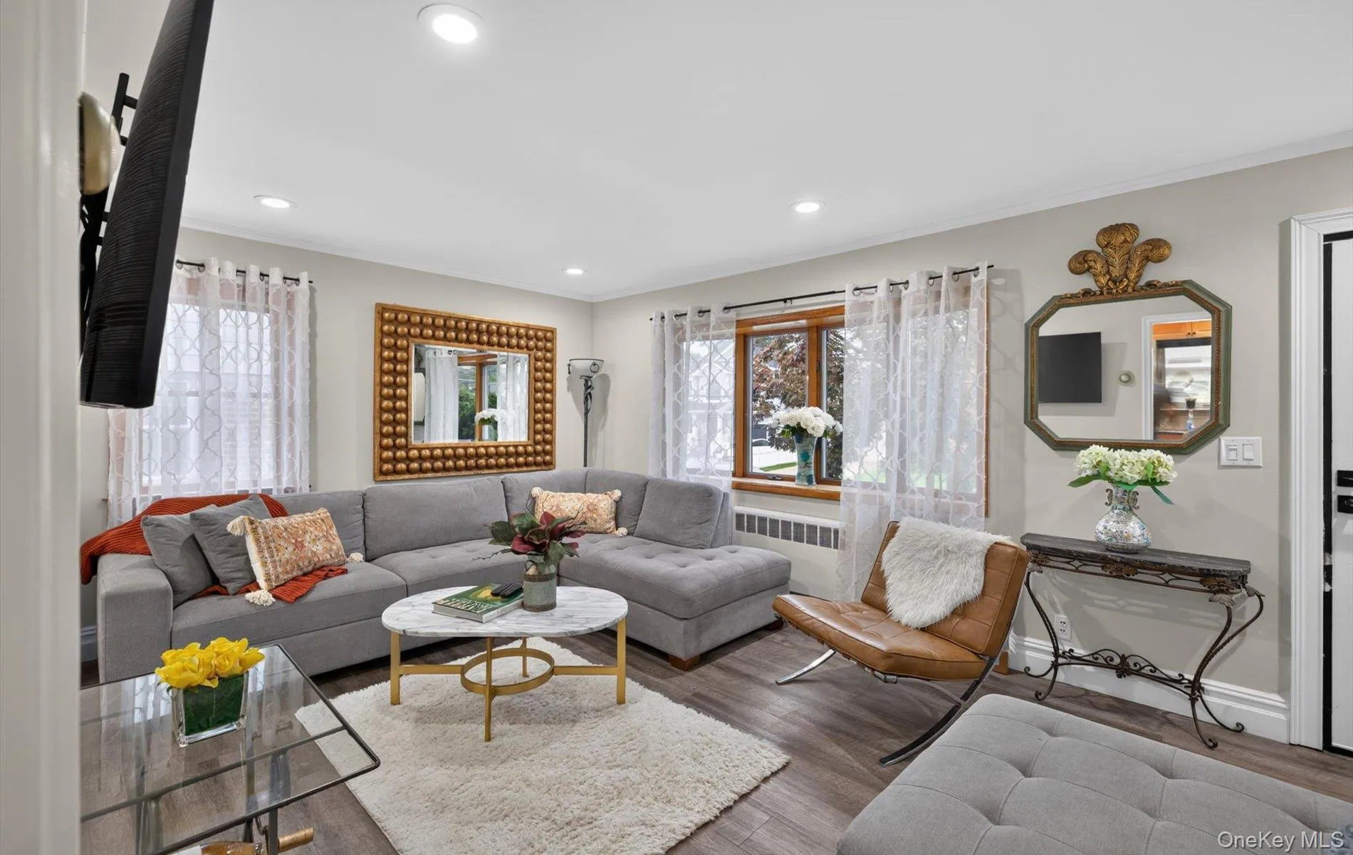 11 White Street, Hempstead, NY, 4 Bedrooms Bedrooms, 8 Rooms Rooms,2 BathroomsBathrooms,Residential,For Rent,White,0,1047761 11 White Street, Hempstead, NY, 4 Bedrooms Bedrooms, 8 Rooms Rooms,2 BathroomsBathrooms,Residential,For Rent,White,0,1047761