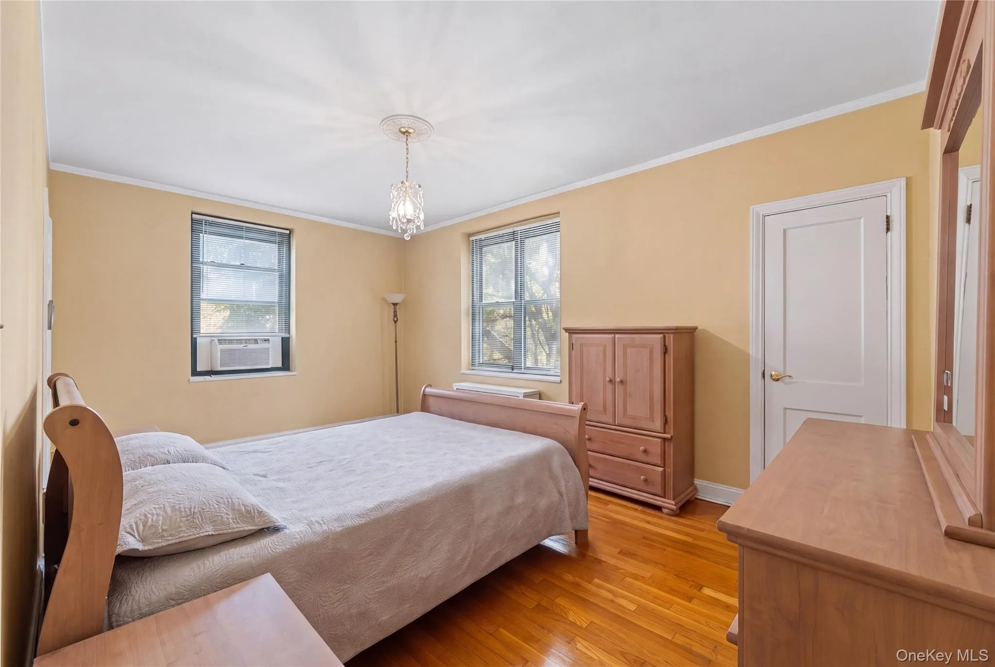 78-10 34 Avenue, New York, NY, 2 Bedrooms Bedrooms, 5 Rooms Rooms,2 BathroomsBathrooms,Residential,For Rent,34,0,1047765 78-10 34 Avenue, New York, NY, 2 Bedrooms Bedrooms, 5 Rooms Rooms,2 BathroomsBathrooms,Residential,For Rent,34,0,1047765