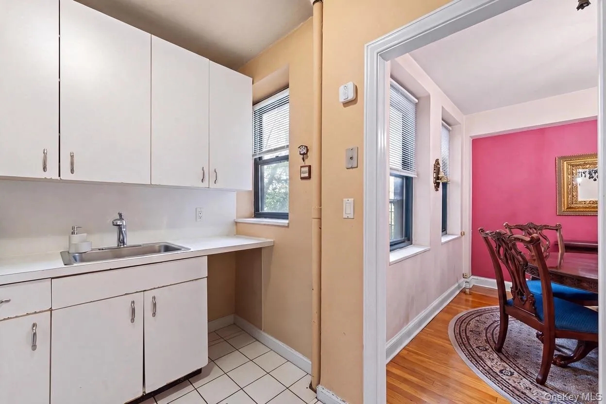 78-10 34 Avenue, New York, NY, 2 Bedrooms Bedrooms, 5 Rooms Rooms,2 BathroomsBathrooms,Residential,For Rent,34,0,1047765 78-10 34 Avenue, New York, NY, 2 Bedrooms Bedrooms, 5 Rooms Rooms,2 BathroomsBathrooms,Residential,For Rent,34,0,1047765