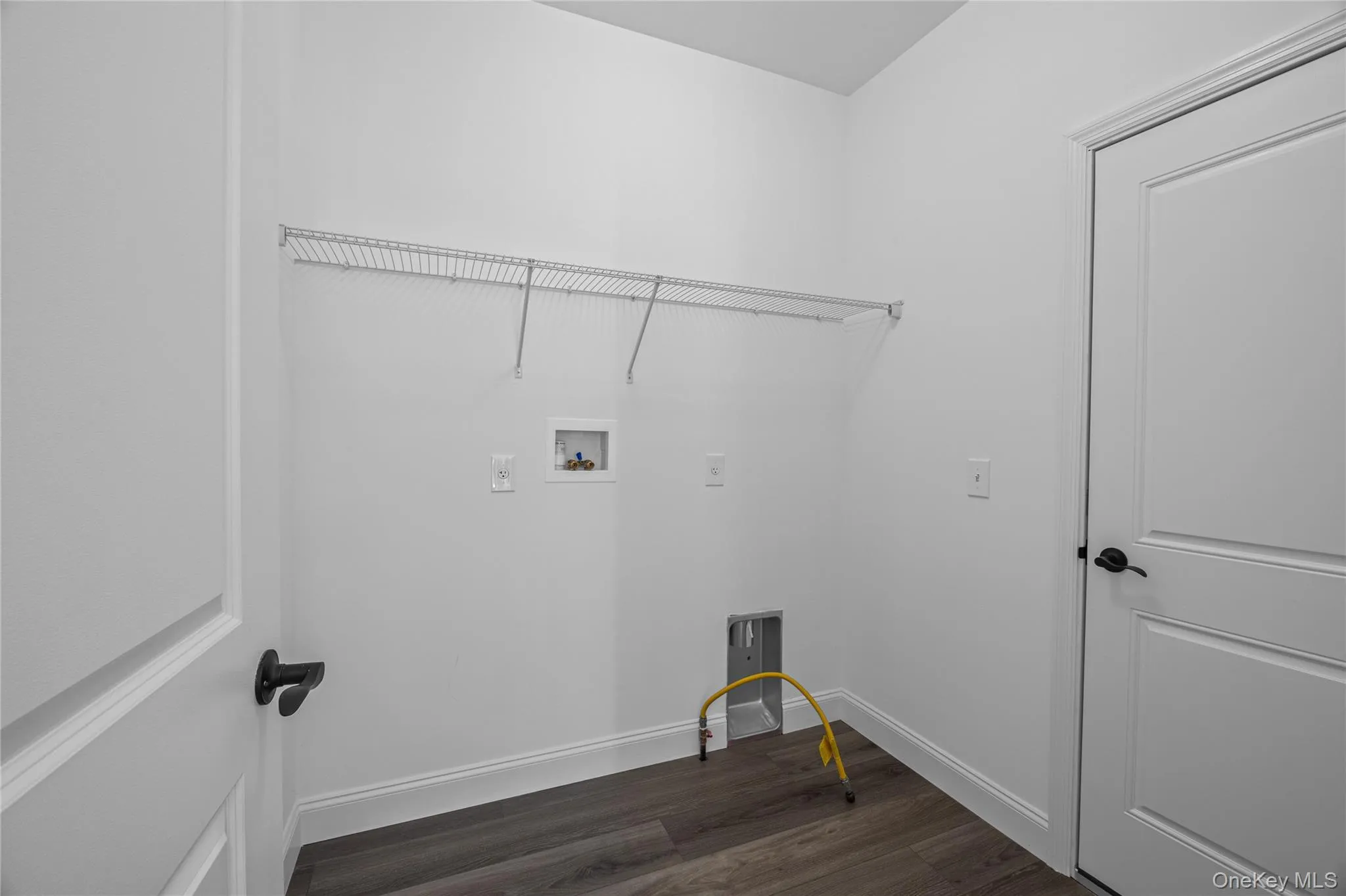 341 Aliana Avenue, Brookhaven, NY, 3 Bedrooms Bedrooms, 8 Rooms Rooms,2 BathroomsBathrooms,Residential,For Rent,Aliana,0,1047767 341 Aliana Avenue, Brookhaven, NY, 3 Bedrooms Bedrooms, 8 Rooms Rooms,2 BathroomsBathrooms,Residential,For Rent,Aliana,0,1047767