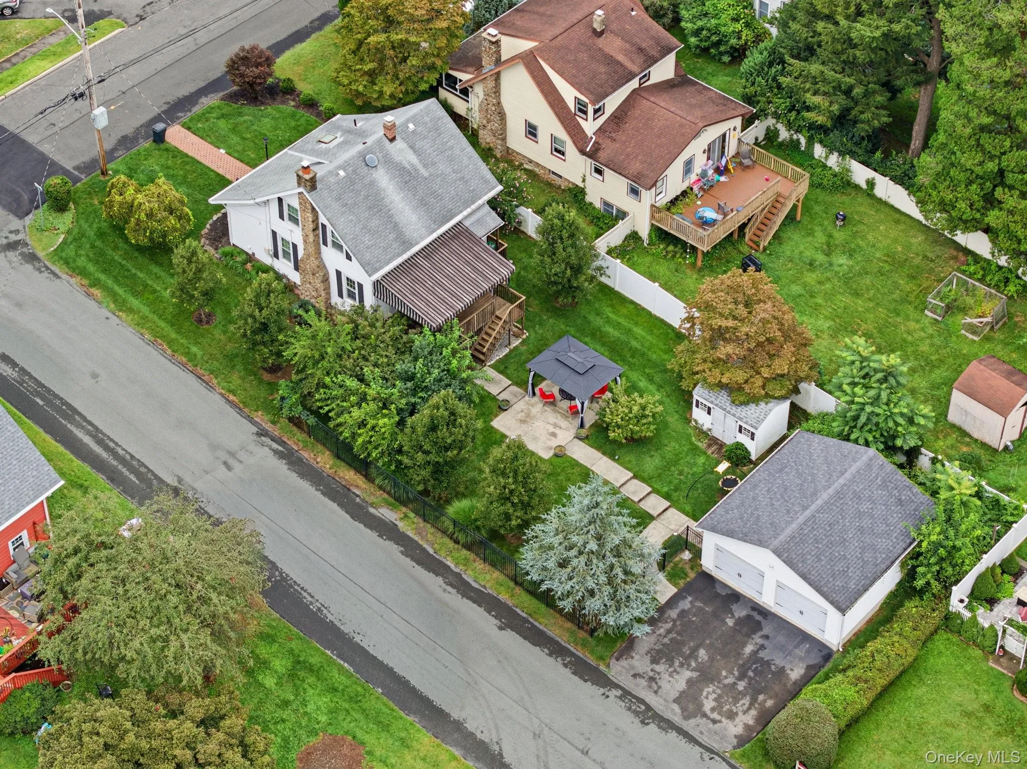 70 Serven Street, Orangetown, NY, 2 Bedrooms Bedrooms, 8 Rooms Rooms,2 BathroomsBathrooms,Residential,For Rent,Serven,0,1047768 70 Serven Street, Orangetown, NY, 2 Bedrooms Bedrooms, 8 Rooms Rooms,2 BathroomsBathrooms,Residential,For Rent,Serven,0,1047768
