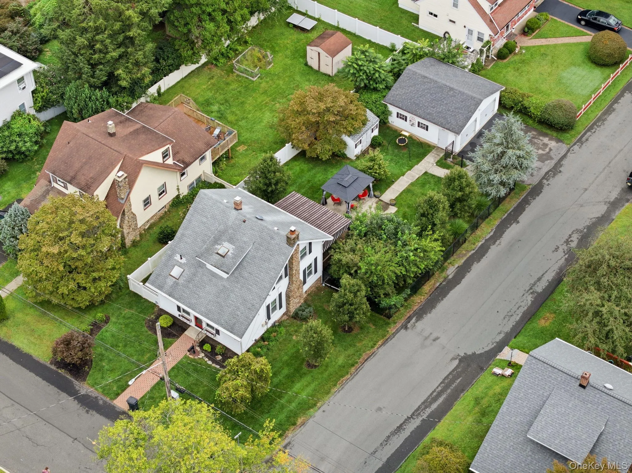 70 Serven Street, Orangetown, NY, 2 Bedrooms Bedrooms, 8 Rooms Rooms,2 BathroomsBathrooms,Residential,For Rent,Serven,0,1047768 70 Serven Street, Orangetown, NY, 2 Bedrooms Bedrooms, 8 Rooms Rooms,2 BathroomsBathrooms,Residential,For Rent,Serven,0,1047768