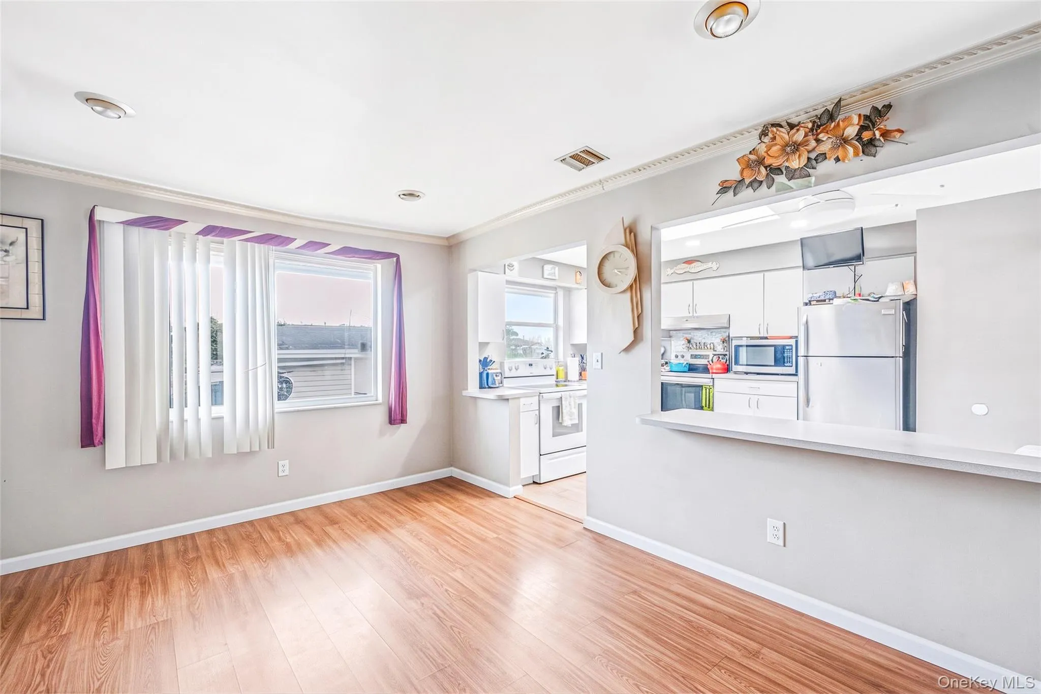 240 Virginia Avenue, Oyster Bay, NY, 3 Bedrooms Bedrooms, 8 Rooms Rooms,2 BathroomsBathrooms,Residential,For Rent,Virginia,0,1047770 240 Virginia Avenue, Oyster Bay, NY, 3 Bedrooms Bedrooms, 8 Rooms Rooms,2 BathroomsBathrooms,Residential,For Rent,Virginia,0,1047770