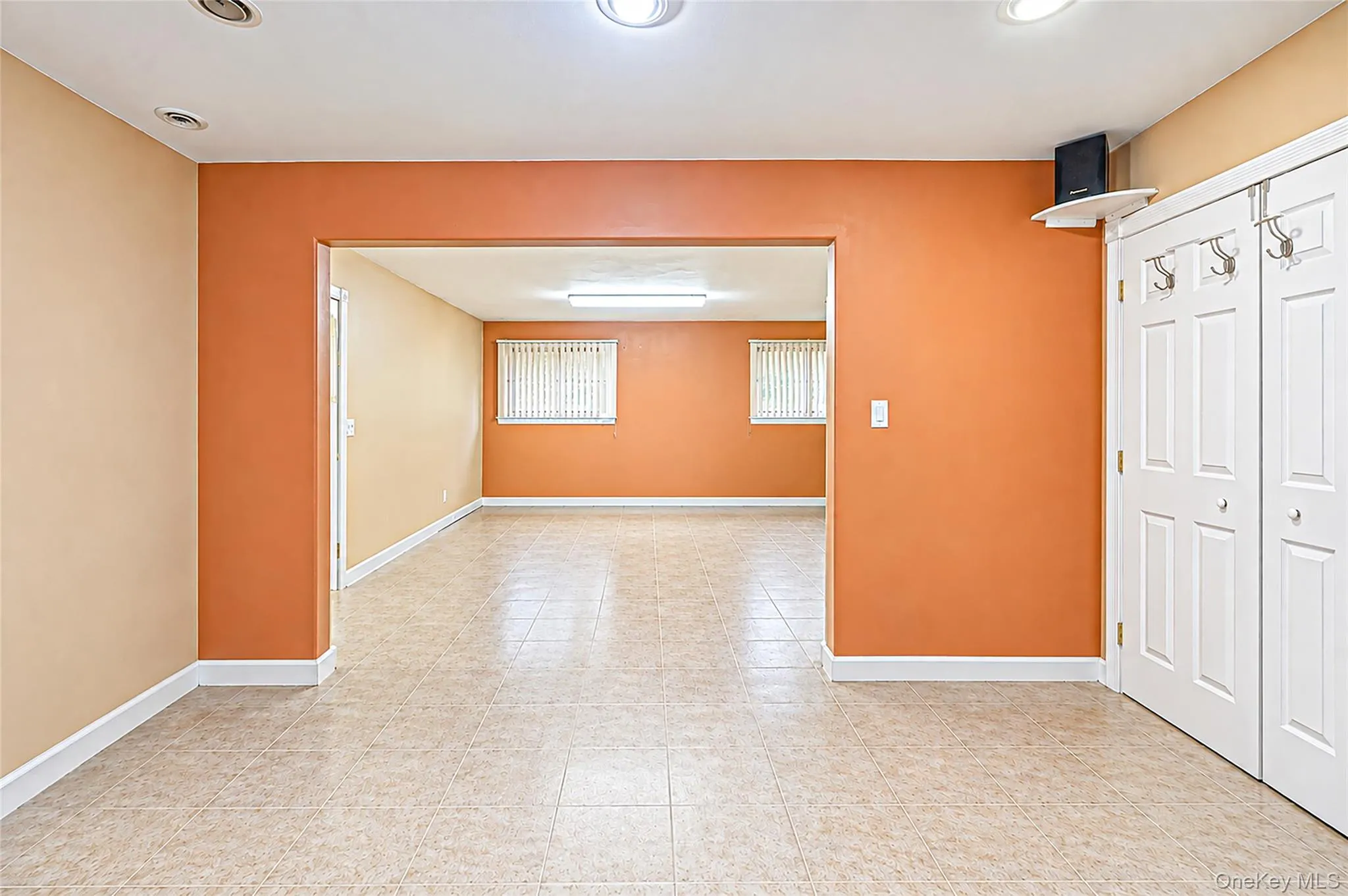 240 Virginia Avenue, Oyster Bay, NY, 3 Bedrooms Bedrooms, 8 Rooms Rooms,2 BathroomsBathrooms,Residential,For Rent,Virginia,0,1047770 240 Virginia Avenue, Oyster Bay, NY, 3 Bedrooms Bedrooms, 8 Rooms Rooms,2 BathroomsBathrooms,Residential,For Rent,Virginia,0,1047770
