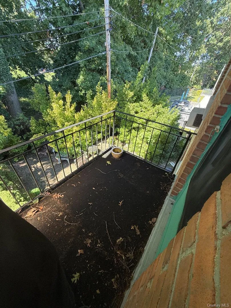 675 Pelham Road, New Rochelle, NY, 1 Bedroom Bedrooms, 4 Rooms Rooms,1 BathroomBathrooms,Residential,For Rent,Pelham,0,1047773 675 Pelham Road, New Rochelle, NY, 1 Bedroom Bedrooms, 4 Rooms Rooms,1 BathroomBathrooms,Residential,For Rent,Pelham,0,1047773
