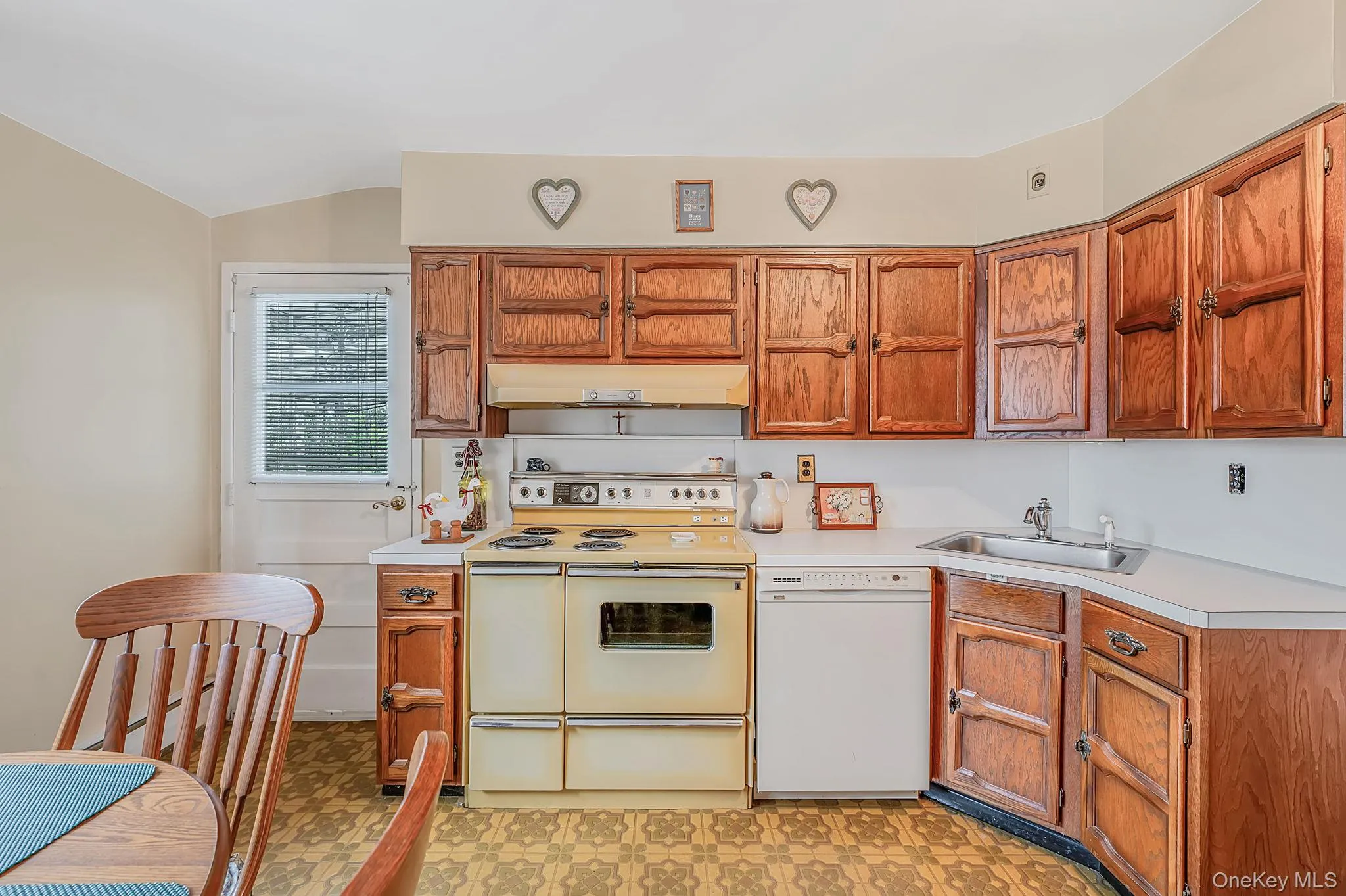 21 Page Drive, Oyster Bay, NY, 4 Bedrooms Bedrooms, 10 Rooms Rooms,2 BathroomsBathrooms,Residential,For Rent,Page,0,1047777 21 Page Drive, Oyster Bay, NY, 4 Bedrooms Bedrooms, 10 Rooms Rooms,2 BathroomsBathrooms,Residential,For Rent,Page,0,1047777