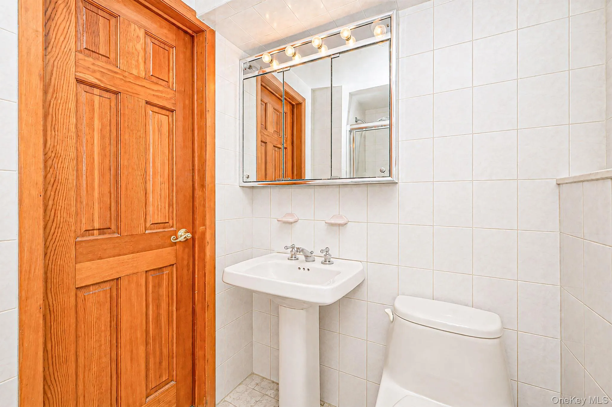 21 Page Drive, Oyster Bay, NY, 4 Bedrooms Bedrooms, 10 Rooms Rooms,2 BathroomsBathrooms,Residential,For Rent,Page,0,1047777 21 Page Drive, Oyster Bay, NY, 4 Bedrooms Bedrooms, 10 Rooms Rooms,2 BathroomsBathrooms,Residential,For Rent,Page,0,1047777