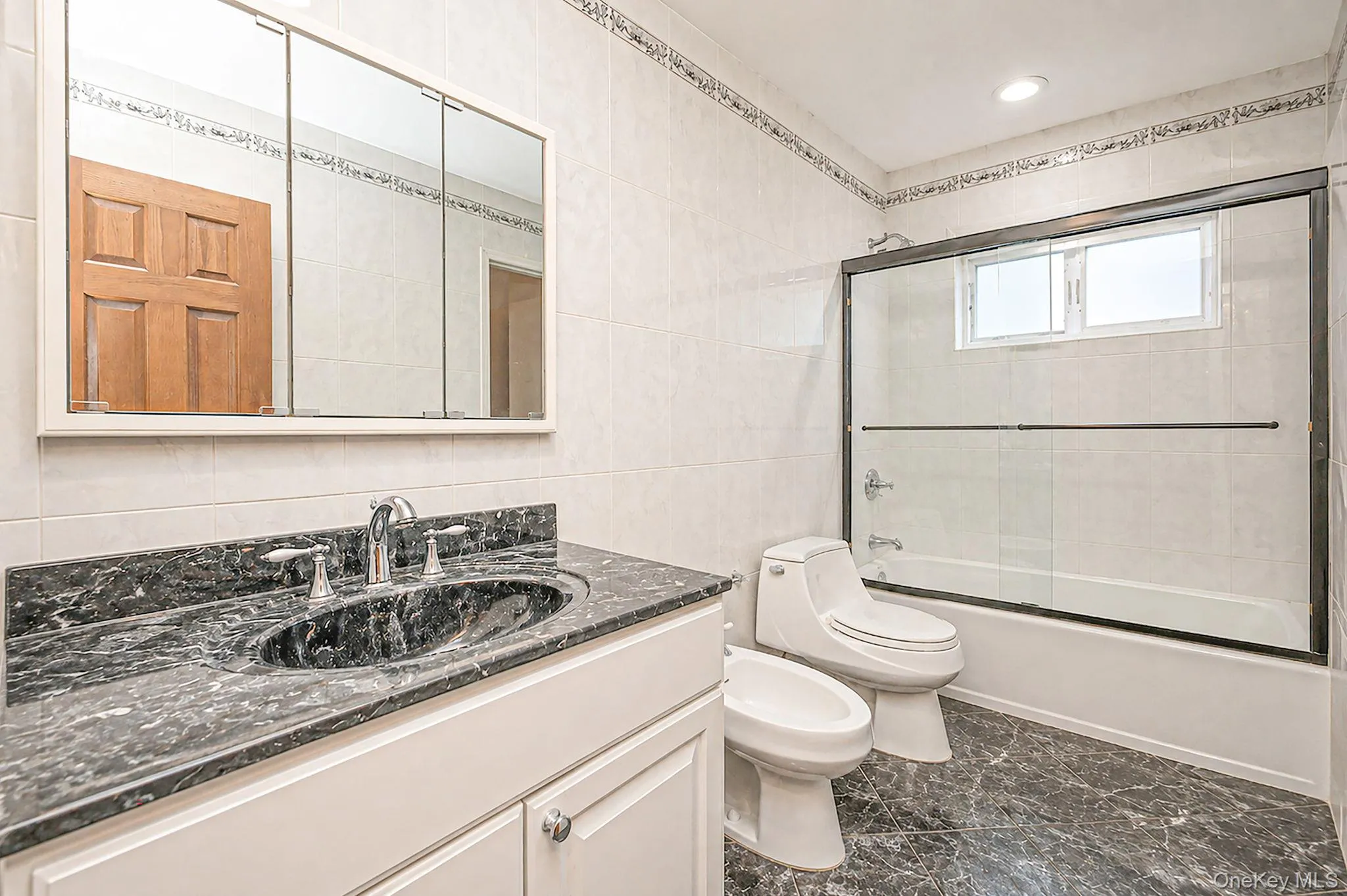 21 Page Drive, Oyster Bay, NY, 4 Bedrooms Bedrooms, 10 Rooms Rooms,2 BathroomsBathrooms,Residential,For Rent,Page,0,1047777 21 Page Drive, Oyster Bay, NY, 4 Bedrooms Bedrooms, 10 Rooms Rooms,2 BathroomsBathrooms,Residential,For Rent,Page,0,1047777