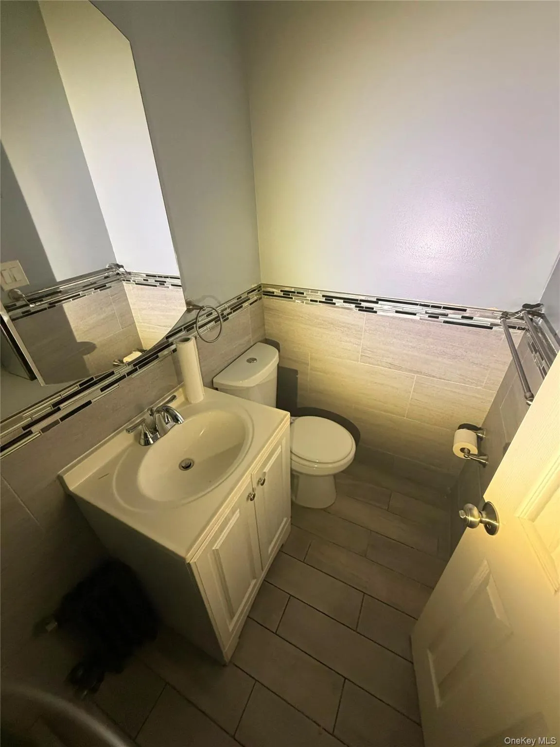 27 Stephens Court, New York, NY, 3 Bedroom Bedrooms, 7 Room Rooms,1 BathroomBathrooms,Residential Lease,For Rent,Stephens,0,1047779 27 Stephens Court, New York, NY, 3 Bedroom Bedrooms, 7 Room Rooms,1 BathroomBathrooms,Residential Lease,For Rent,Stephens,0,1047779