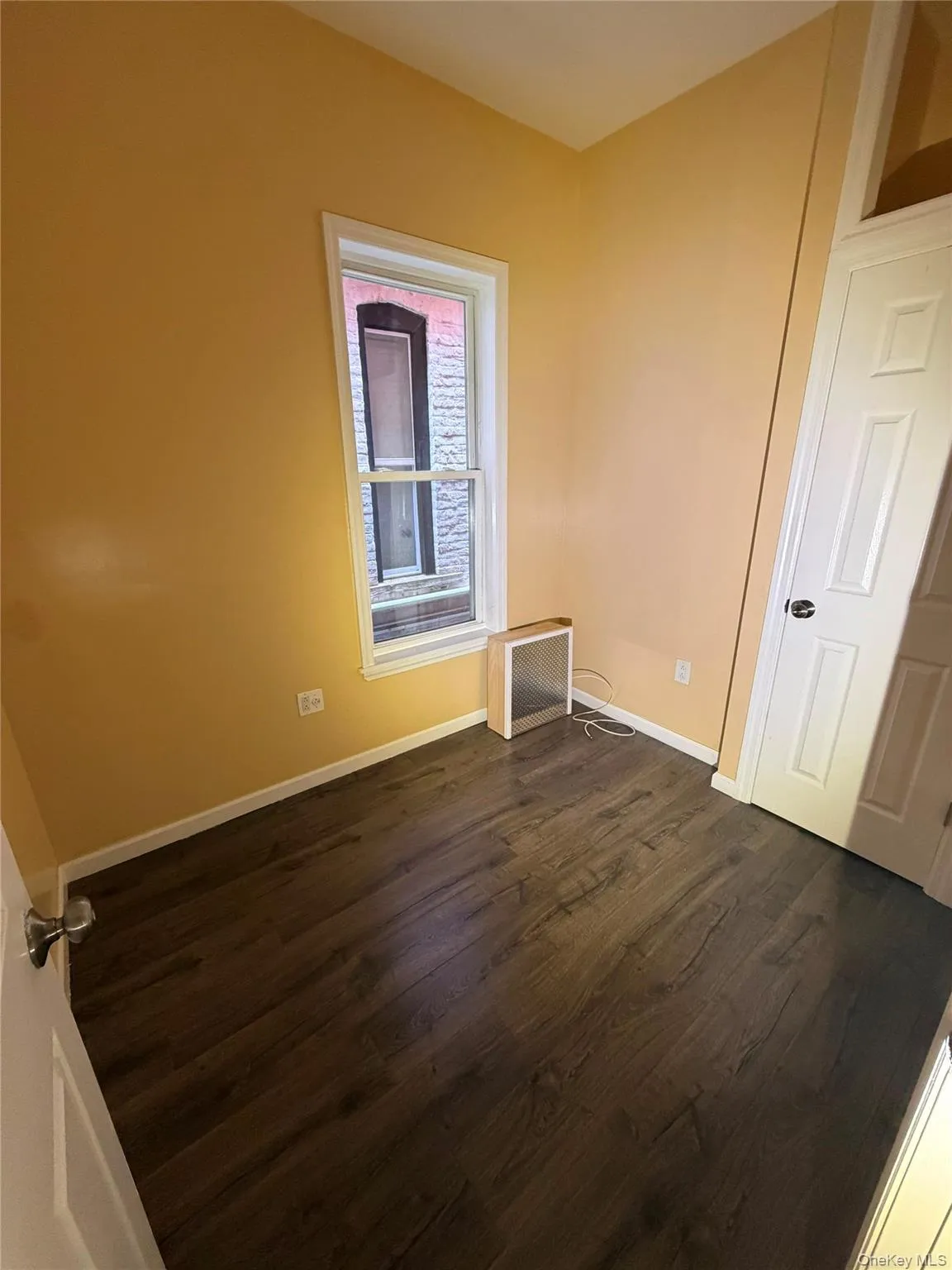27 Stephens Court, New York, NY, 3 Bedroom Bedrooms, 7 Room Rooms,1 BathroomBathrooms,Residential Lease,For Rent,Stephens,0,1047779 27 Stephens Court, New York, NY, 3 Bedroom Bedrooms, 7 Room Rooms,1 BathroomBathrooms,Residential Lease,For Rent,Stephens,0,1047779