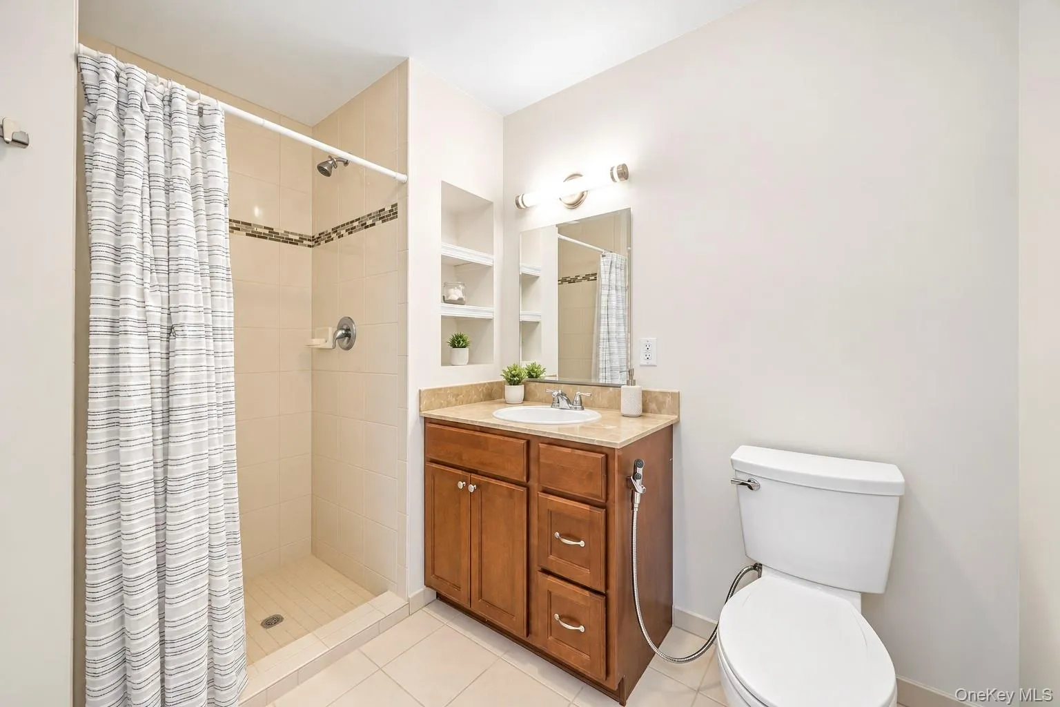 106 Weatherby Lane, Islip, NY, 2 Bedrooms Bedrooms, 6 Rooms Rooms,2 BathroomsBathrooms,Residential,For Rent,Weatherby,0,1047786 106 Weatherby Lane, Islip, NY, 2 Bedrooms Bedrooms, 6 Rooms Rooms,2 BathroomsBathrooms,Residential,For Rent,Weatherby,0,1047786