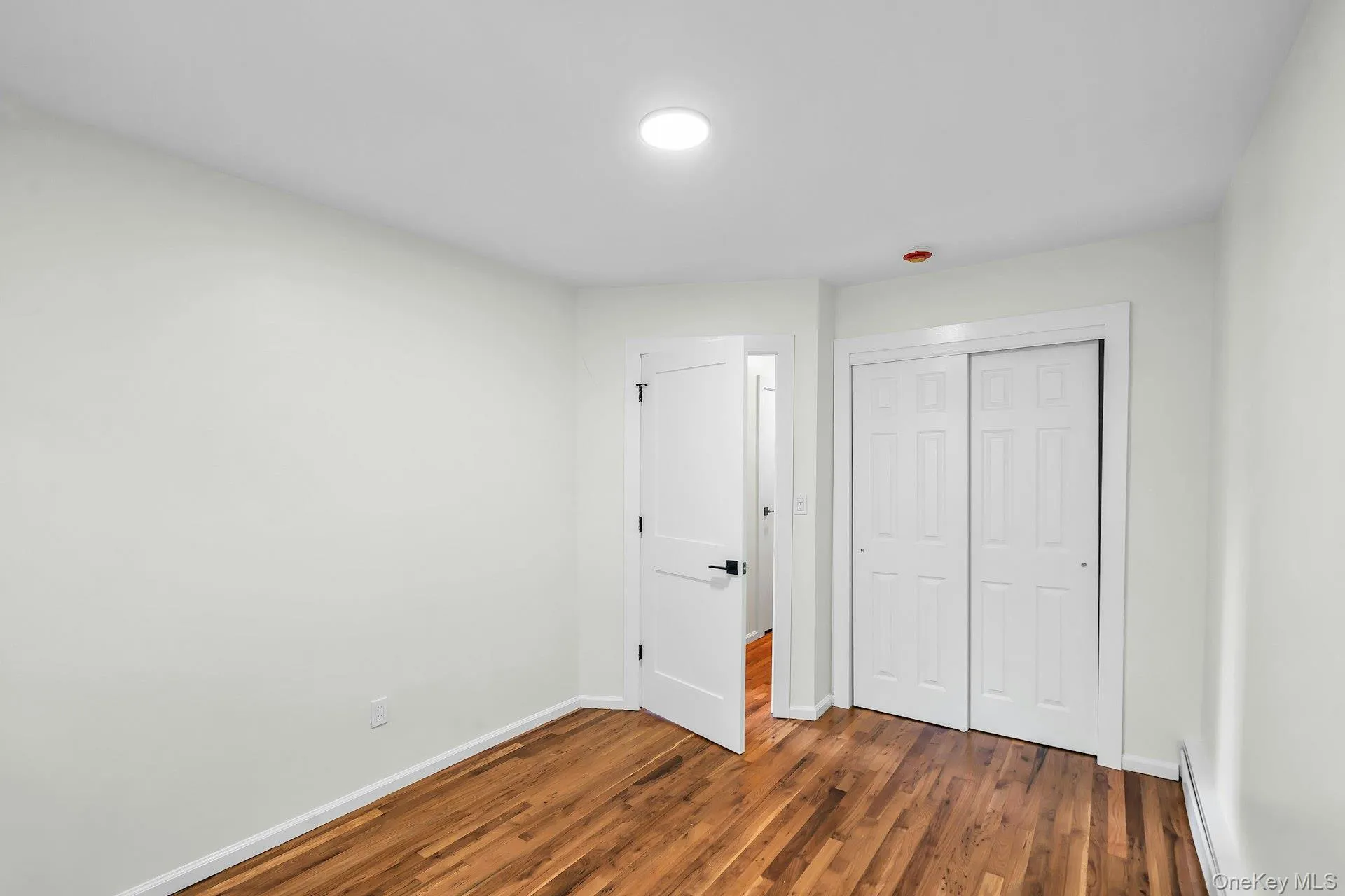 7 Anchorage Road, North Hempstead, NY, 3 Bedrooms Bedrooms, 8 Rooms Rooms,2 BathroomsBathrooms,Residential Lease,For Rent,Anchorage,0,1047791 7 Anchorage Road, North Hempstead, NY, 3 Bedrooms Bedrooms, 8 Rooms Rooms,2 BathroomsBathrooms,Residential Lease,For Rent,Anchorage,0,1047791