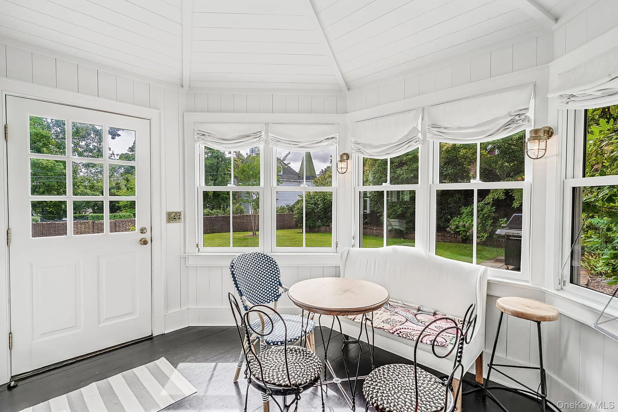 13 Spring Garden Avenue, Shelter Island, NY, 3 Bedrooms Bedrooms, 7 Rooms Rooms,2 BathroomsBathrooms,Residential,For Rent,Spring Garden,0,1047801 13 Spring Garden Avenue, Shelter Island, NY, 3 Bedrooms Bedrooms, 7 Rooms Rooms,2 BathroomsBathrooms,Residential,For Rent,Spring Garden,0,1047801
