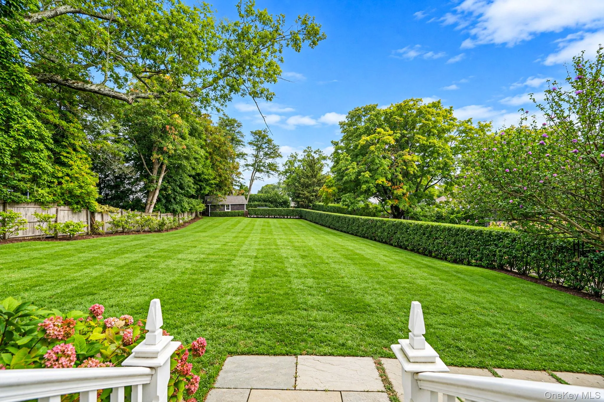 13 Spring Garden Avenue, Shelter Island, NY, 3 Bedrooms Bedrooms, 7 Rooms Rooms,2 BathroomsBathrooms,Residential,For Rent,Spring Garden,0,1047801 13 Spring Garden Avenue, Shelter Island, NY, 3 Bedrooms Bedrooms, 7 Rooms Rooms,2 BathroomsBathrooms,Residential,For Rent,Spring Garden,0,1047801