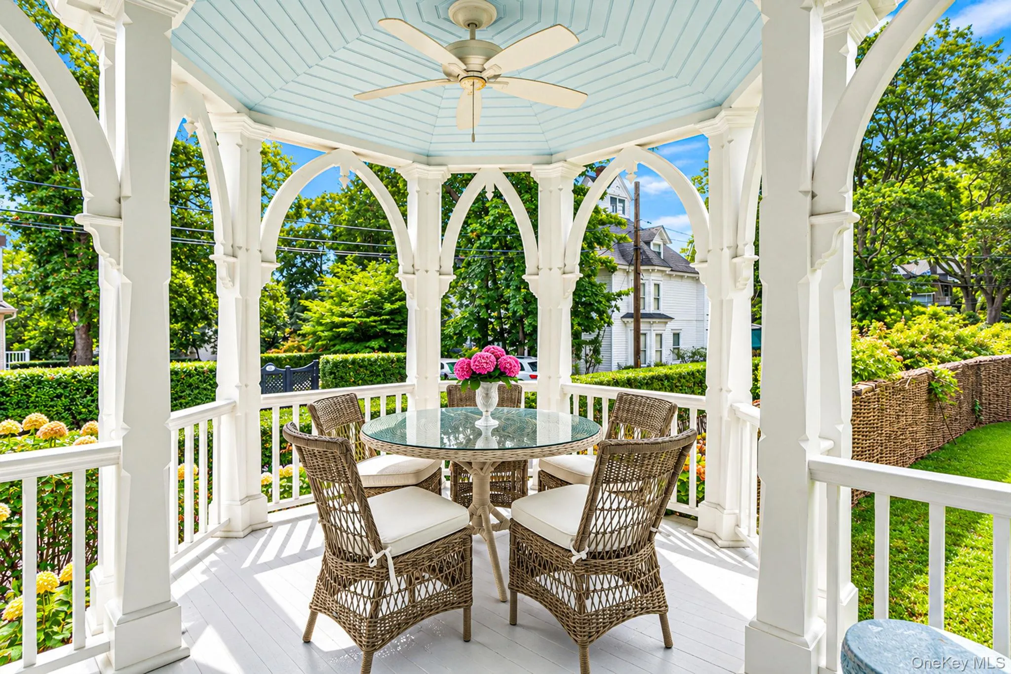 13 Spring Garden Avenue, Shelter Island, NY, 3 Bedrooms Bedrooms, 7 Rooms Rooms,2 BathroomsBathrooms,Residential,For Rent,Spring Garden,0,1047801 13 Spring Garden Avenue, Shelter Island, NY, 3 Bedrooms Bedrooms, 7 Rooms Rooms,2 BathroomsBathrooms,Residential,For Rent,Spring Garden,0,1047801