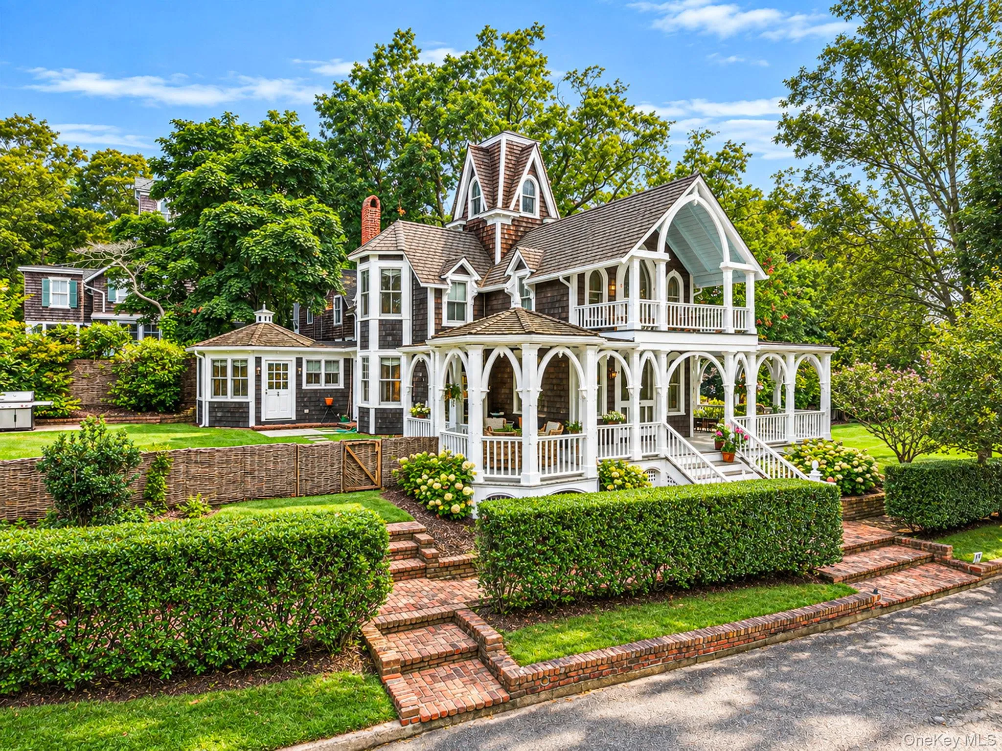 13 Spring Garden Avenue, Shelter Island, NY, 3 Bedrooms Bedrooms, 7 Rooms Rooms,2 BathroomsBathrooms,Residential,For Rent,Spring Garden,0,1047801 13 Spring Garden Avenue, Shelter Island, NY, 3 Bedrooms Bedrooms, 7 Rooms Rooms,2 BathroomsBathrooms,Residential,For Rent,Spring Garden,0,1047801