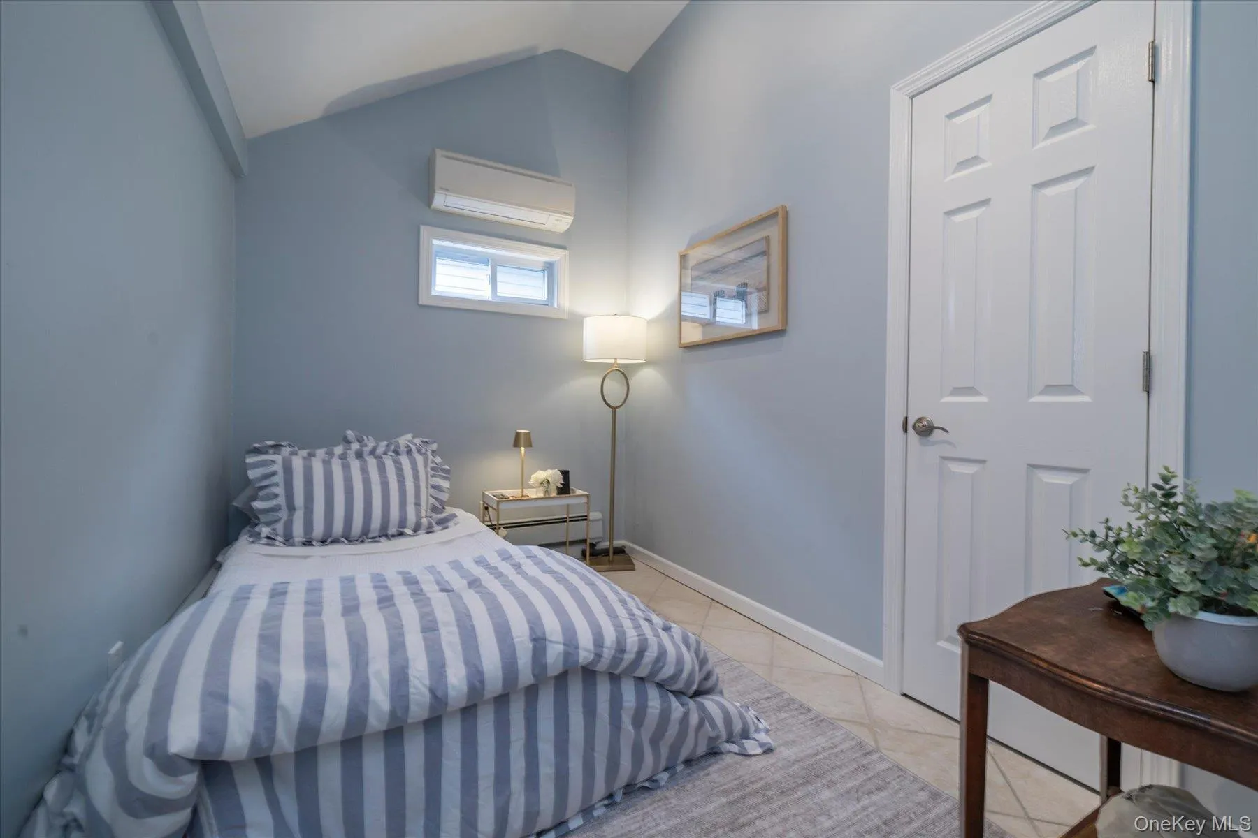 35 Nebraska Street, Long Beach, NY, 2 Bedrooms Bedrooms, 7 Rooms Rooms,1 BathroomBathrooms,Residential Lease,For Rent,Nebraska,0,1047802 35 Nebraska Street, Long Beach, NY, 2 Bedrooms Bedrooms, 7 Rooms Rooms,1 BathroomBathrooms,Residential Lease,For Rent,Nebraska,0,1047802