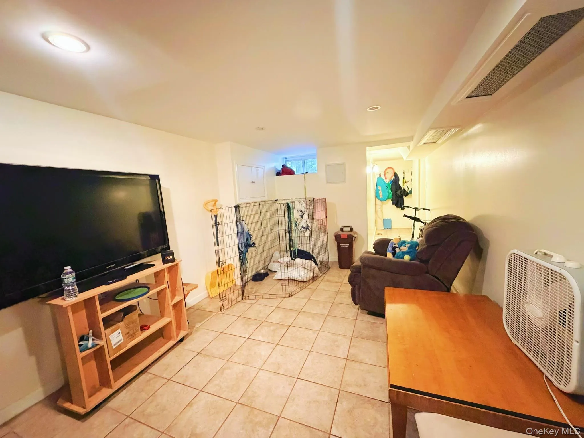 6643 Alderton Street, New York, NY, 2 Bedrooms Bedrooms, 6 Rooms Rooms,2 BathroomsBathrooms,Residential,For Rent,Alderton,0,1047803 6643 Alderton Street, New York, NY, 2 Bedrooms Bedrooms, 6 Rooms Rooms,2 BathroomsBathrooms,Residential,For Rent,Alderton,0,1047803