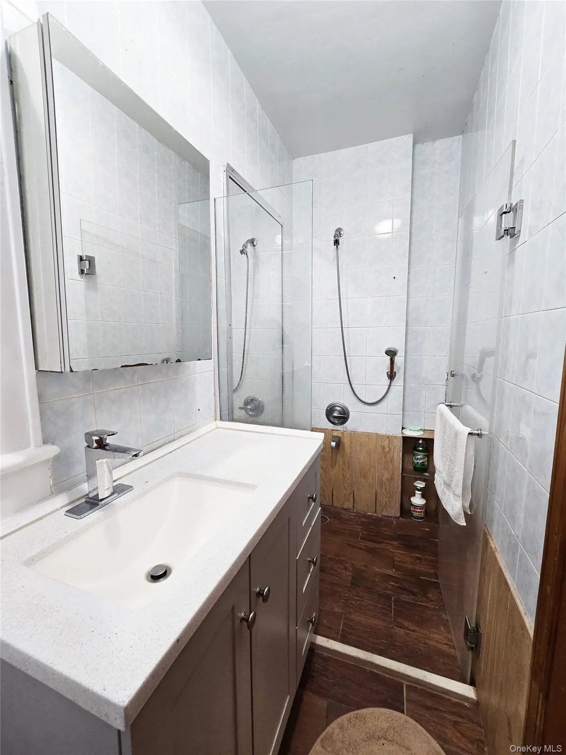 4510 156th Street, New York, NY, 4 Bedrooms Bedrooms, 8 Rooms Rooms,2 BathroomsBathrooms,Residential,For Rent,156th,0,1047808 4510 156th Street, New York, NY, 4 Bedrooms Bedrooms, 8 Rooms Rooms,2 BathroomsBathrooms,Residential,For Rent,156th,0,1047808