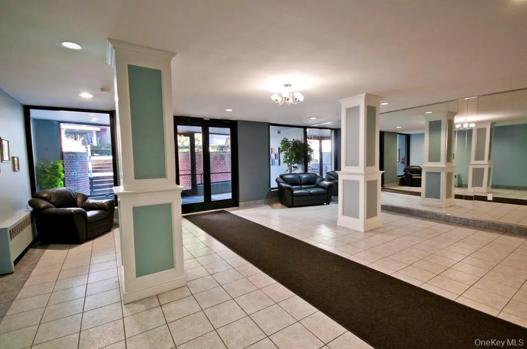 Inviting front lobby. Inviting front lobby.