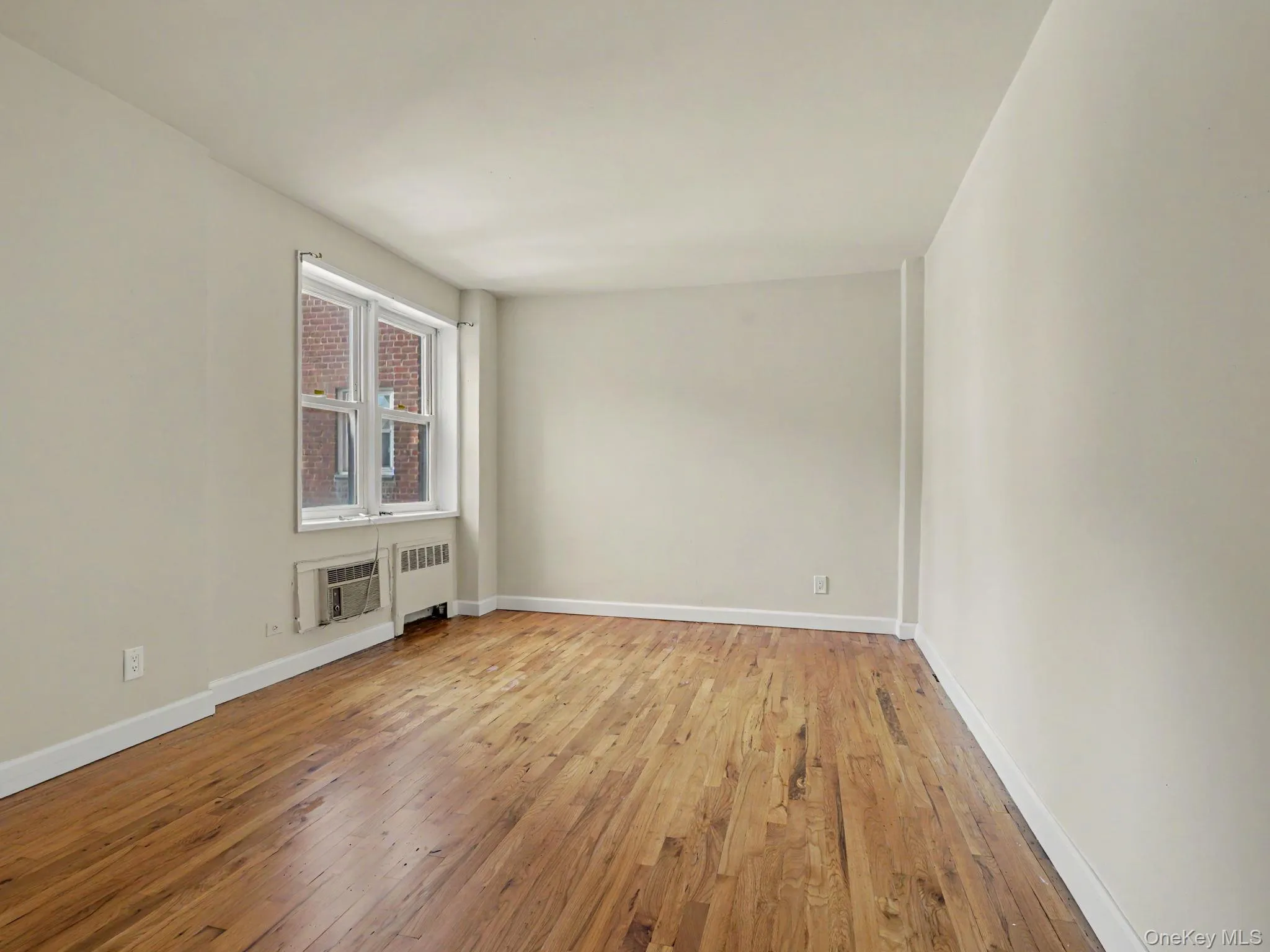 30 Hartsdale Avenue, Greenburgh, NY, 1 Bedroom Bedrooms, 5 Rooms Rooms,1 BathroomBathrooms,Residential,For Rent,Hartsdale,0,1047810 30 Hartsdale Avenue, Greenburgh, NY, 1 Bedroom Bedrooms, 5 Rooms Rooms,1 BathroomBathrooms,Residential,For Rent,Hartsdale,0,1047810