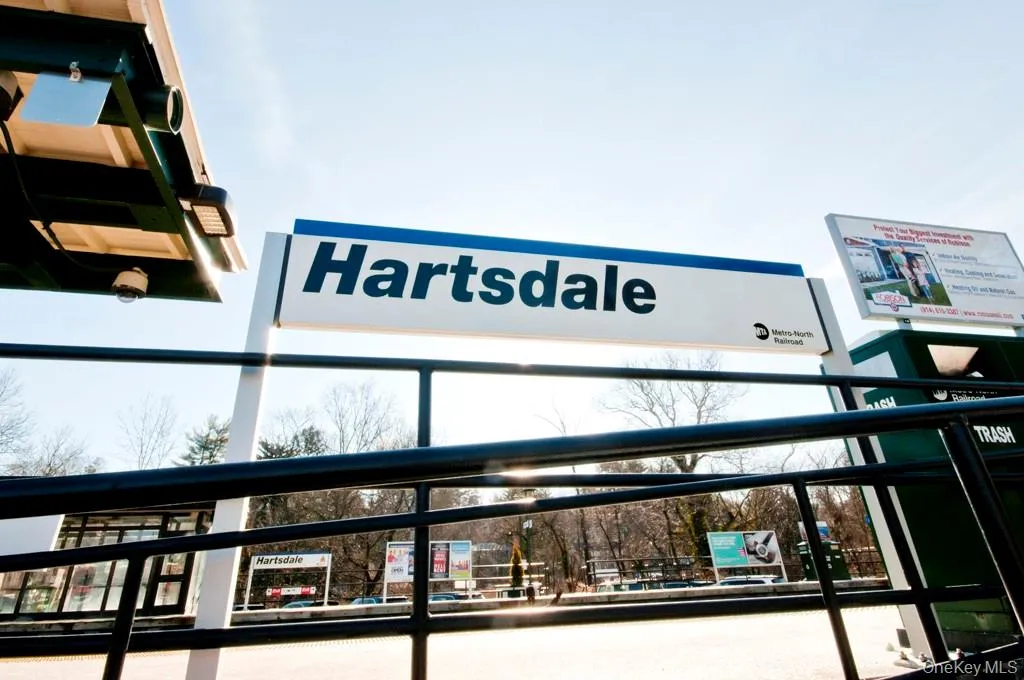 MetroNorth MTA Hartsdale station is less than 0.4 miles away. MetroNorth MTA Hartsdale station is less than 0.4 miles away.