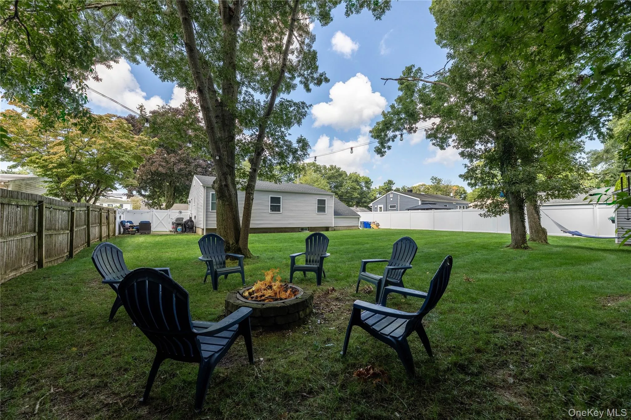 5 Norwalk Lane, Brookhaven, NY, 3 Bedrooms Bedrooms, 6 Rooms Rooms,1 BathroomBathrooms,Residential,For Rent,Norwalk,0,1047811 5 Norwalk Lane, Brookhaven, NY, 3 Bedrooms Bedrooms, 6 Rooms Rooms,1 BathroomBathrooms,Residential,For Rent,Norwalk,0,1047811