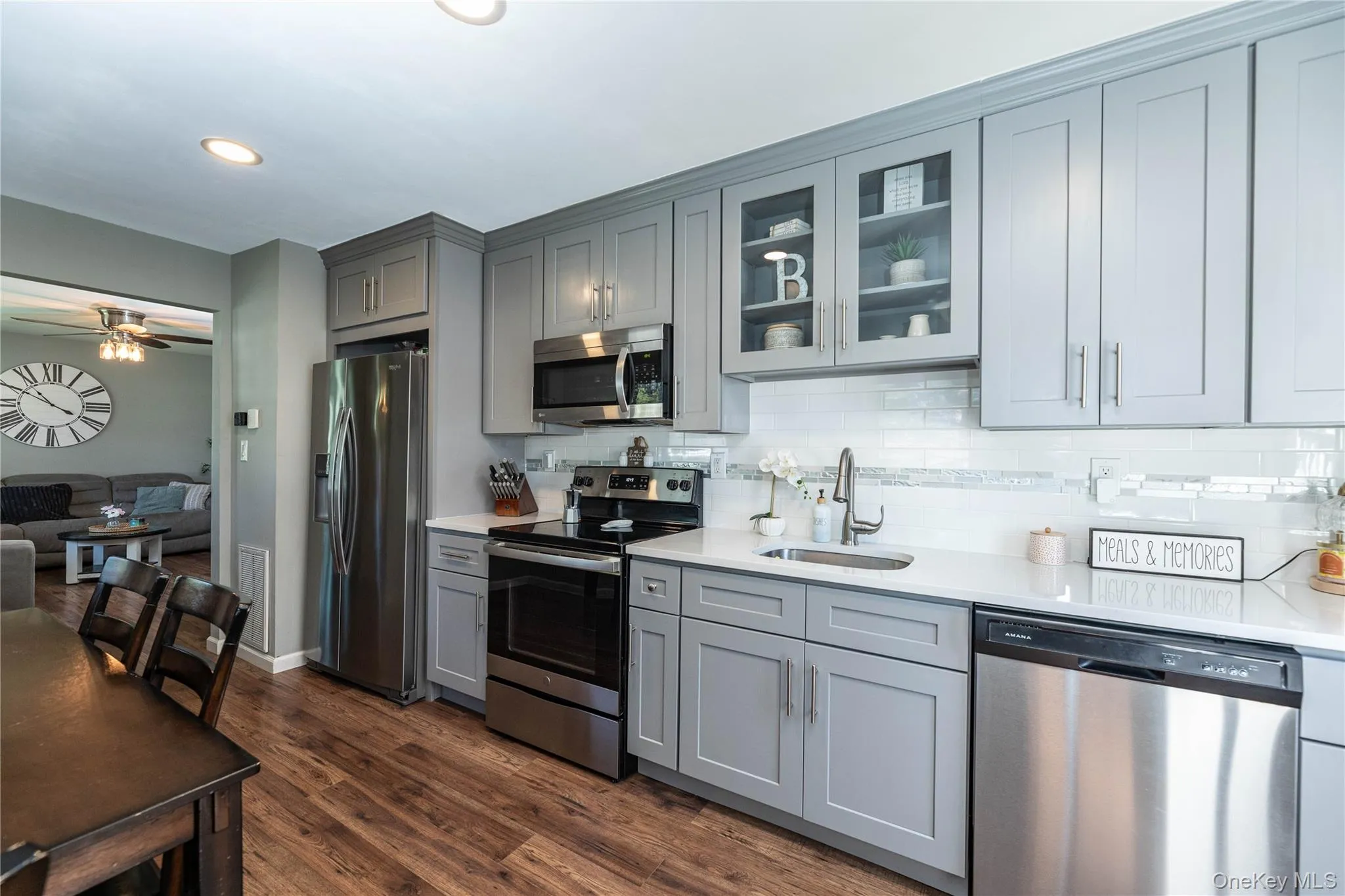 5 Norwalk Lane, Brookhaven, NY, 3 Bedrooms Bedrooms, 6 Rooms Rooms,1 BathroomBathrooms,Residential,For Rent,Norwalk,0,1047811 5 Norwalk Lane, Brookhaven, NY, 3 Bedrooms Bedrooms, 6 Rooms Rooms,1 BathroomBathrooms,Residential,For Rent,Norwalk,0,1047811