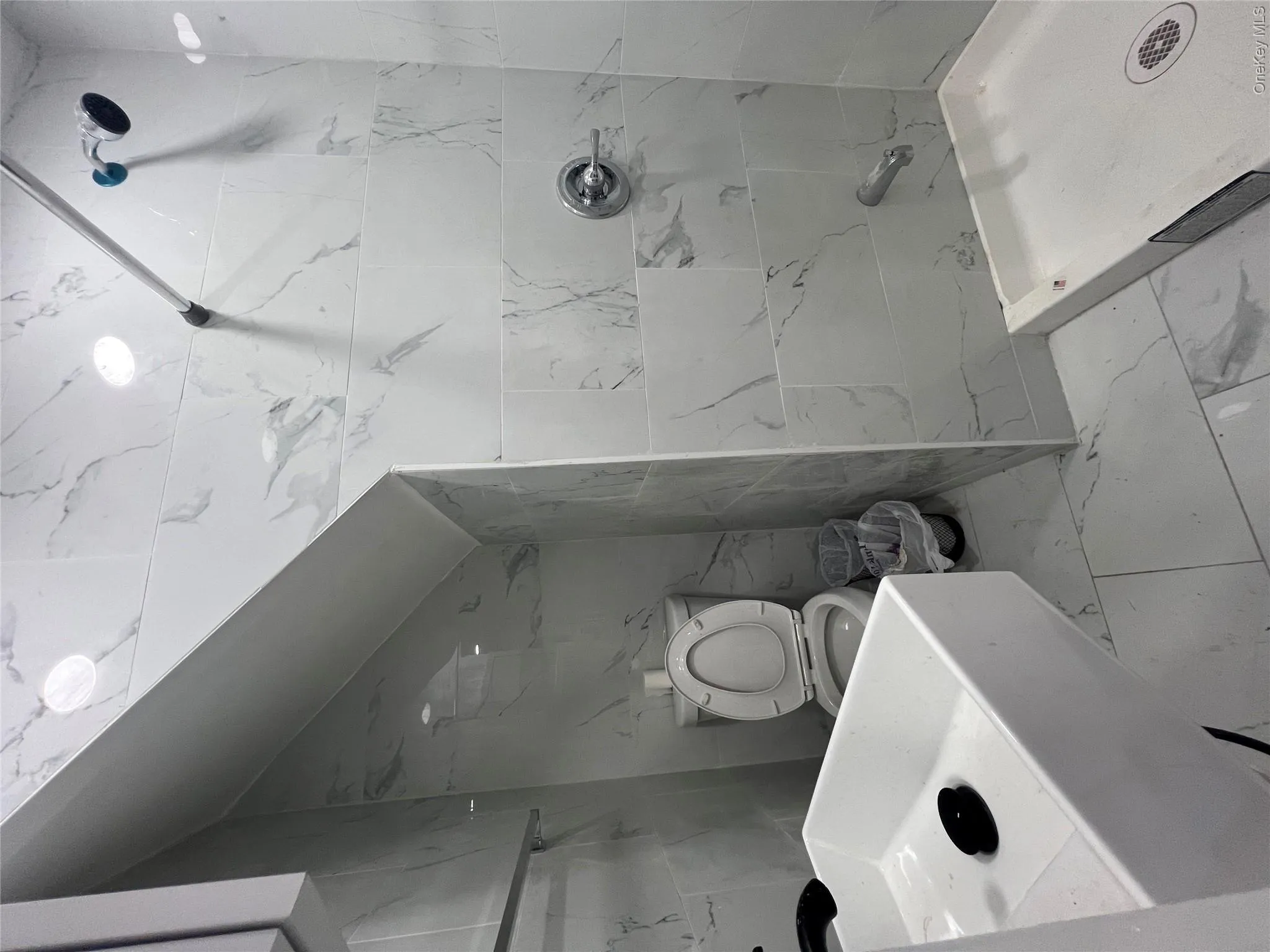 113-21 204th Street, New York, NY, 4 Bedrooms Bedrooms, 8 Rooms Rooms,3 BathroomsBathrooms,Residential,For Rent,204th,0,1047817 113-21 204th Street, New York, NY, 4 Bedrooms Bedrooms, 8 Rooms Rooms,3 BathroomsBathrooms,Residential,For Rent,204th,0,1047817
