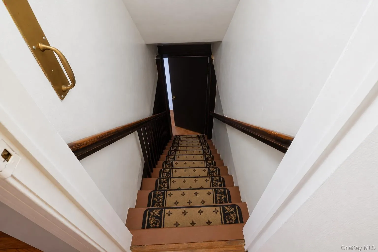 72 Mohawk Road, Yonkers, NY, 2 Bedrooms Bedrooms, 15 Rooms Rooms,1 BathroomBathrooms,Residential,For Rent,Mohawk,0,1047826 72 Mohawk Road, Yonkers, NY, 2 Bedrooms Bedrooms, 15 Rooms Rooms,1 BathroomBathrooms,Residential,For Rent,Mohawk,0,1047826