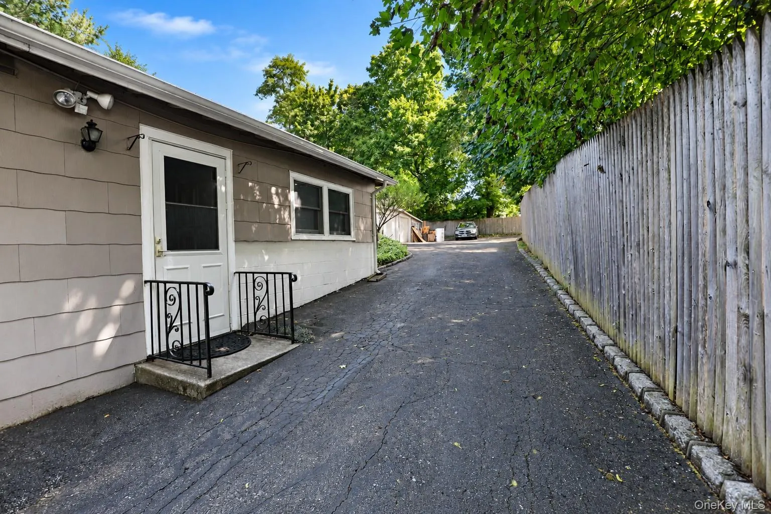 15 Main Street, Brookhaven, NY, 6 Bedrooms Bedrooms, 13 Rooms Rooms,5 BathroomsBathrooms,Residential,For Rent,Main,0,1047828 15 Main Street, Brookhaven, NY, 6 Bedrooms Bedrooms, 13 Rooms Rooms,5 BathroomsBathrooms,Residential,For Rent,Main,0,1047828
