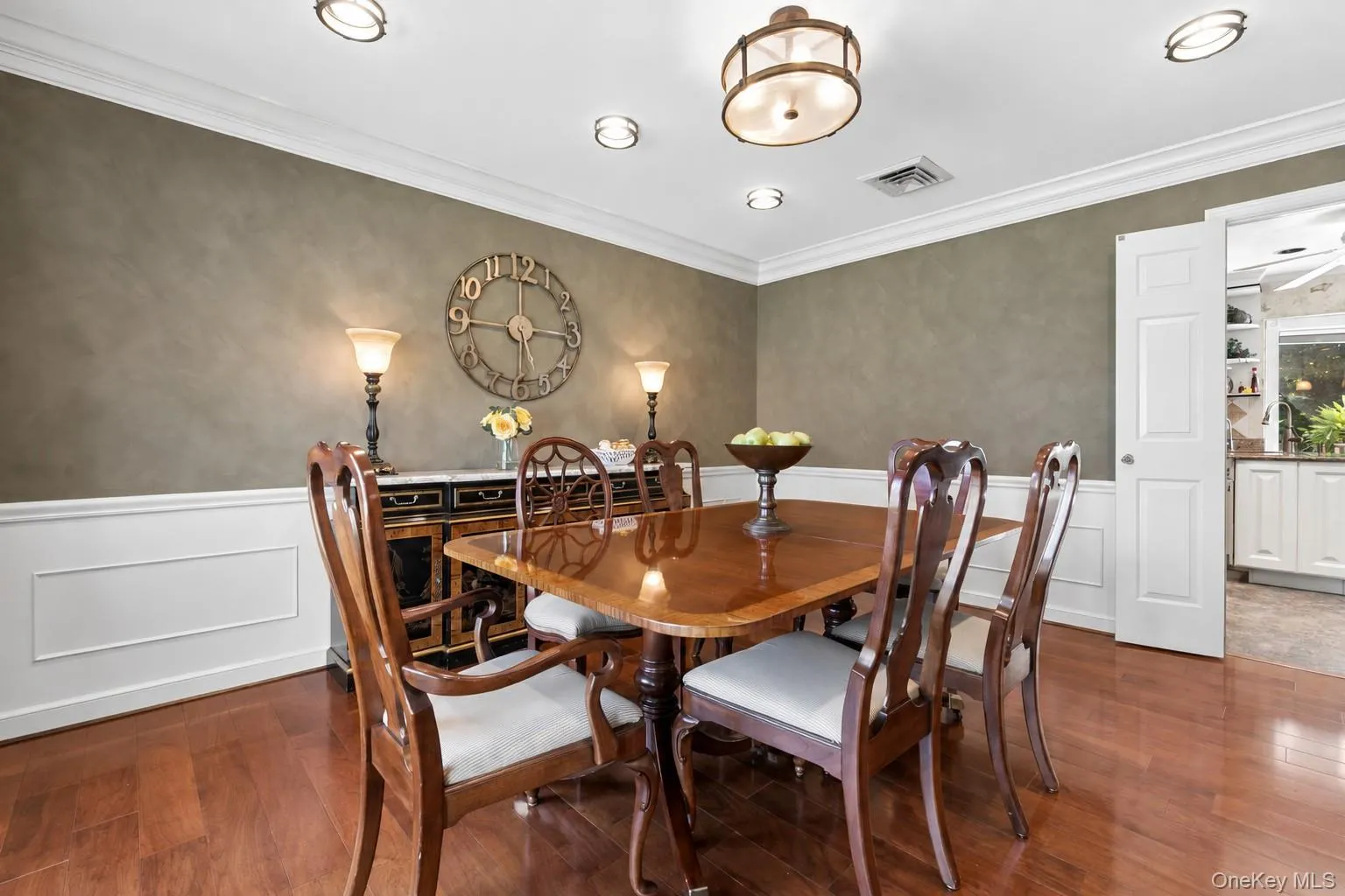 50 Glenridge Avenue, Brookhaven, NY, 4 Bedrooms Bedrooms, 10 Rooms Rooms,2 BathroomsBathrooms,Residential,For Rent,Glenridge,0,1047831 50 Glenridge Avenue, Brookhaven, NY, 4 Bedrooms Bedrooms, 10 Rooms Rooms,2 BathroomsBathrooms,Residential,For Rent,Glenridge,0,1047831