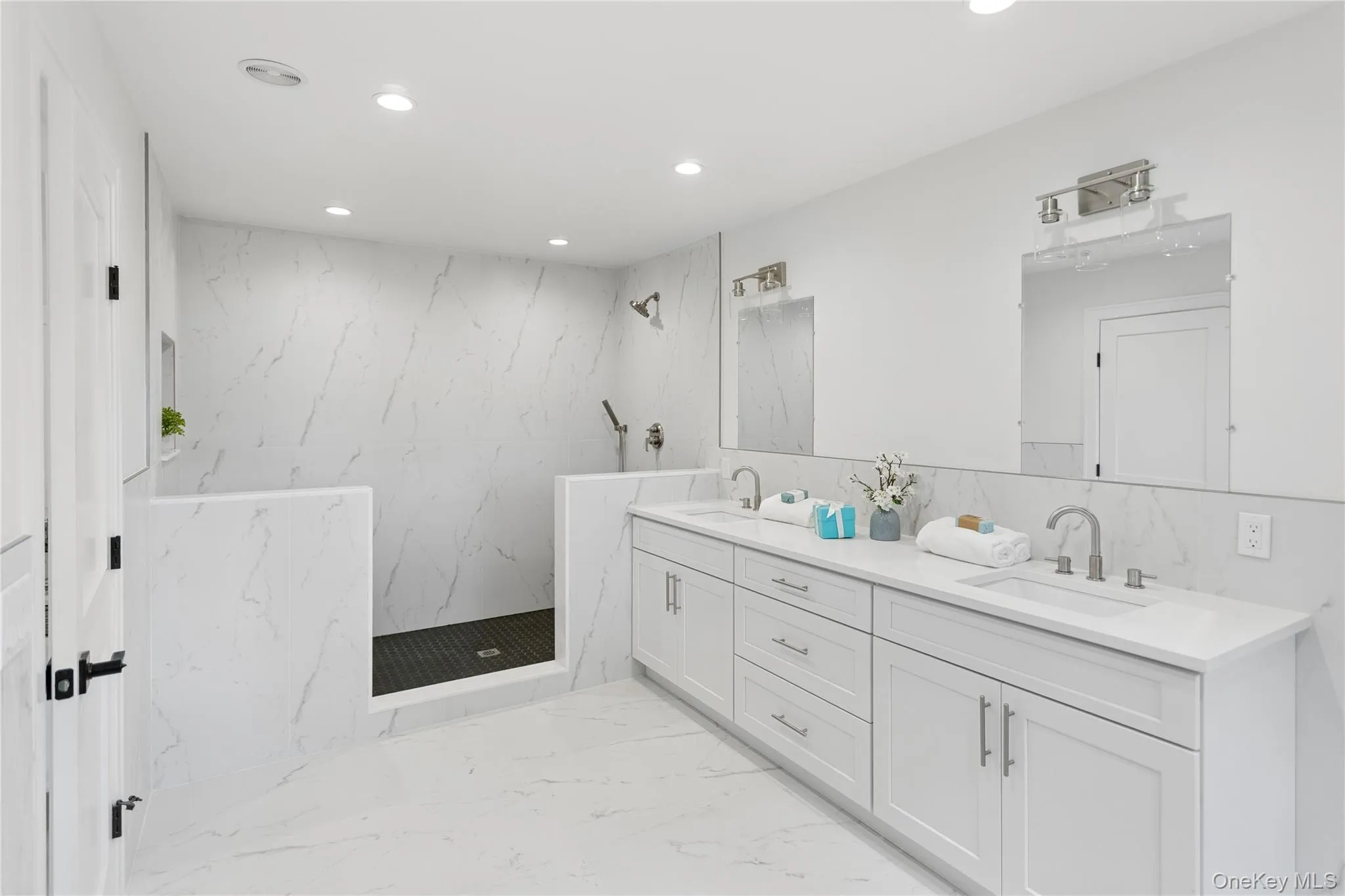 1438 Dewey Avenue, Hempstead, NY, 5 Bedrooms Bedrooms, 10 Rooms Rooms,4 BathroomsBathrooms,Residential,For Rent,Dewey,0,1047839 1438 Dewey Avenue, Hempstead, NY, 5 Bedrooms Bedrooms, 10 Rooms Rooms,4 BathroomsBathrooms,Residential,For Rent,Dewey,0,1047839