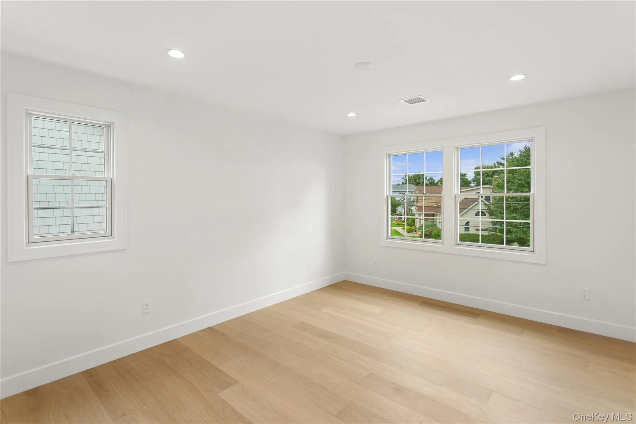 1438 Dewey Avenue, Hempstead, NY, 5 Bedrooms Bedrooms, 10 Rooms Rooms,4 BathroomsBathrooms,Residential,For Rent,Dewey,0,1047839 1438 Dewey Avenue, Hempstead, NY, 5 Bedrooms Bedrooms, 10 Rooms Rooms,4 BathroomsBathrooms,Residential,For Rent,Dewey,0,1047839