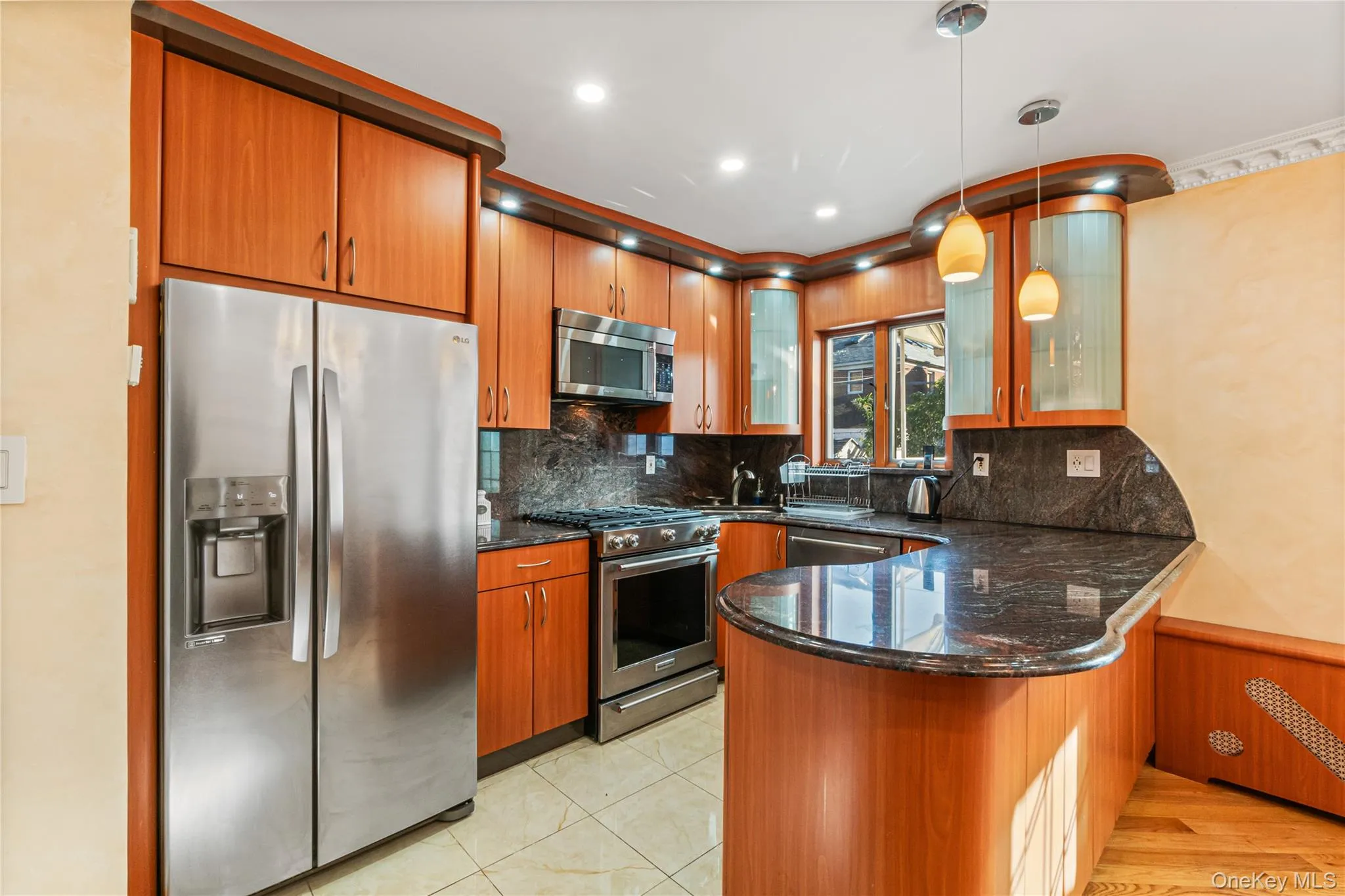 137-66 70th Road, New York, NY, 3 Bedrooms Bedrooms, 9 Rooms Rooms,2 BathroomsBathrooms,Residential,For Rent,70th,0,1047841 137-66 70th Road, New York, NY, 3 Bedrooms Bedrooms, 9 Rooms Rooms,2 BathroomsBathrooms,Residential,For Rent,70th,0,1047841