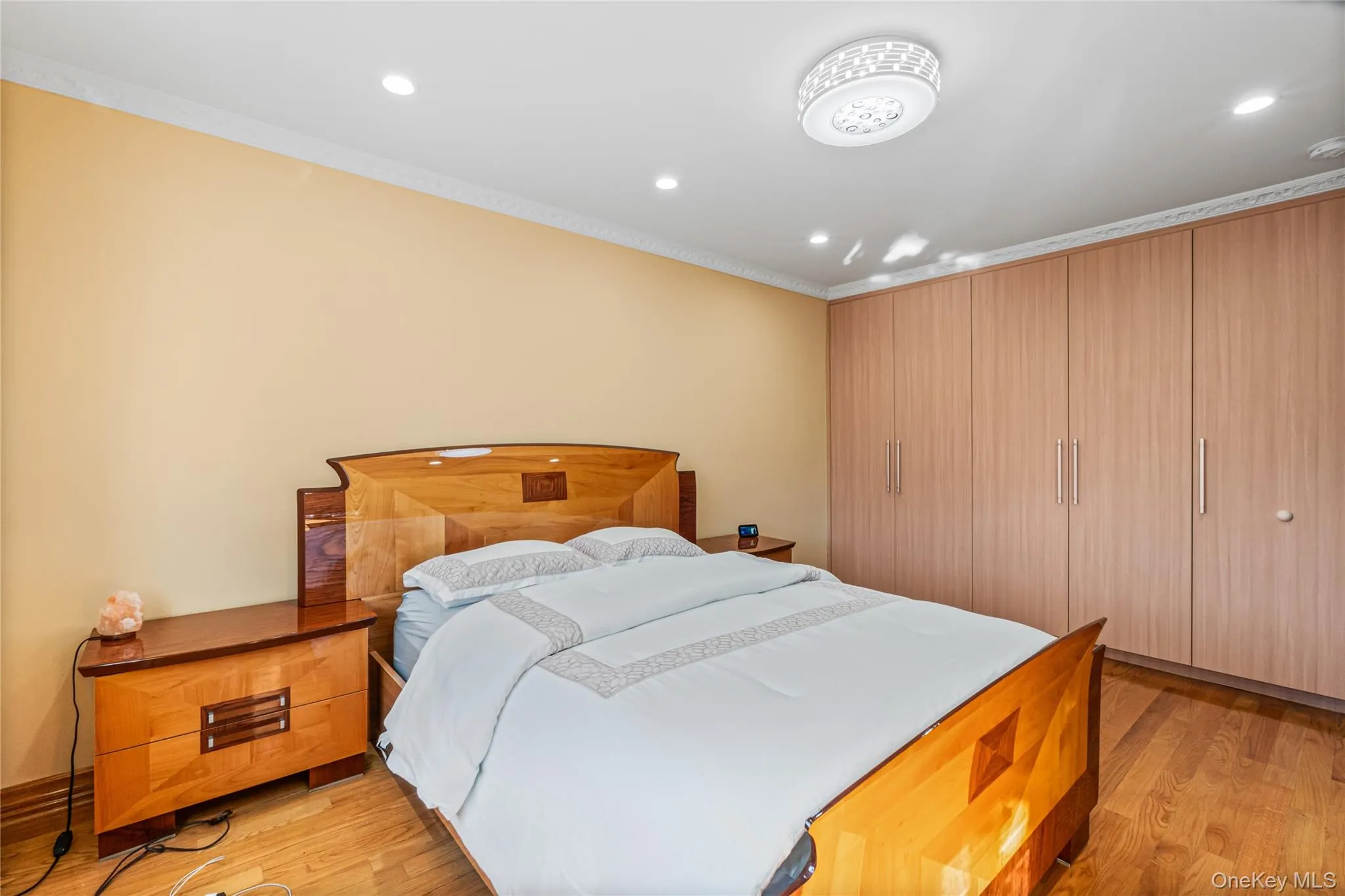 137-66 70th Road, New York, NY, 3 Bedrooms Bedrooms, 9 Rooms Rooms,2 BathroomsBathrooms,Residential,For Rent,70th,0,1047841 137-66 70th Road, New York, NY, 3 Bedrooms Bedrooms, 9 Rooms Rooms,2 BathroomsBathrooms,Residential,For Rent,70th,0,1047841