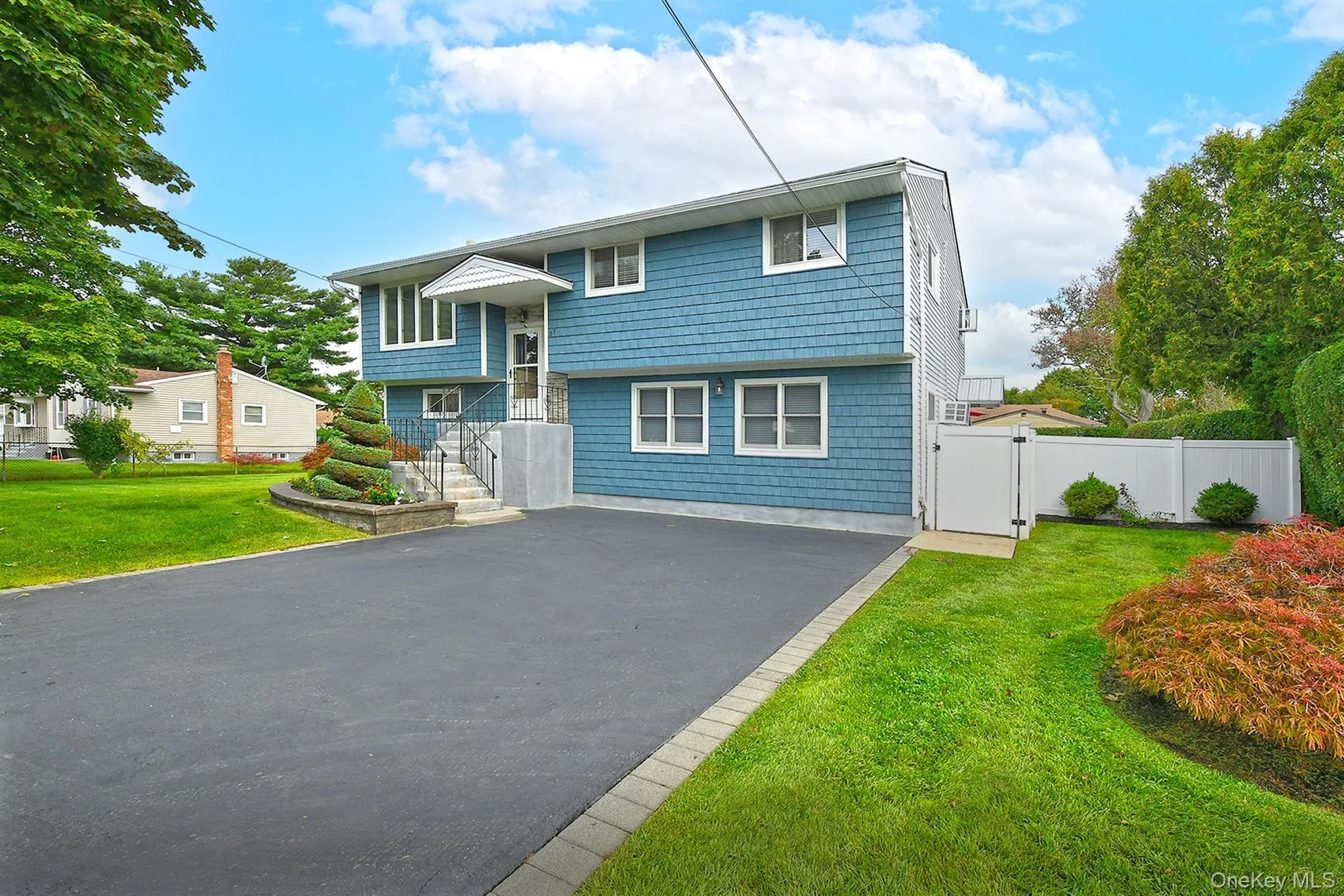 35 Jensen Road, Islip, NY, 4 Bedrooms Bedrooms, 10 Rooms Rooms,3 BathroomsBathrooms,Residential,For Rent,Jensen,0,1047846 35 Jensen Road, Islip, NY, 4 Bedrooms Bedrooms, 10 Rooms Rooms,3 BathroomsBathrooms,Residential,For Rent,Jensen,0,1047846