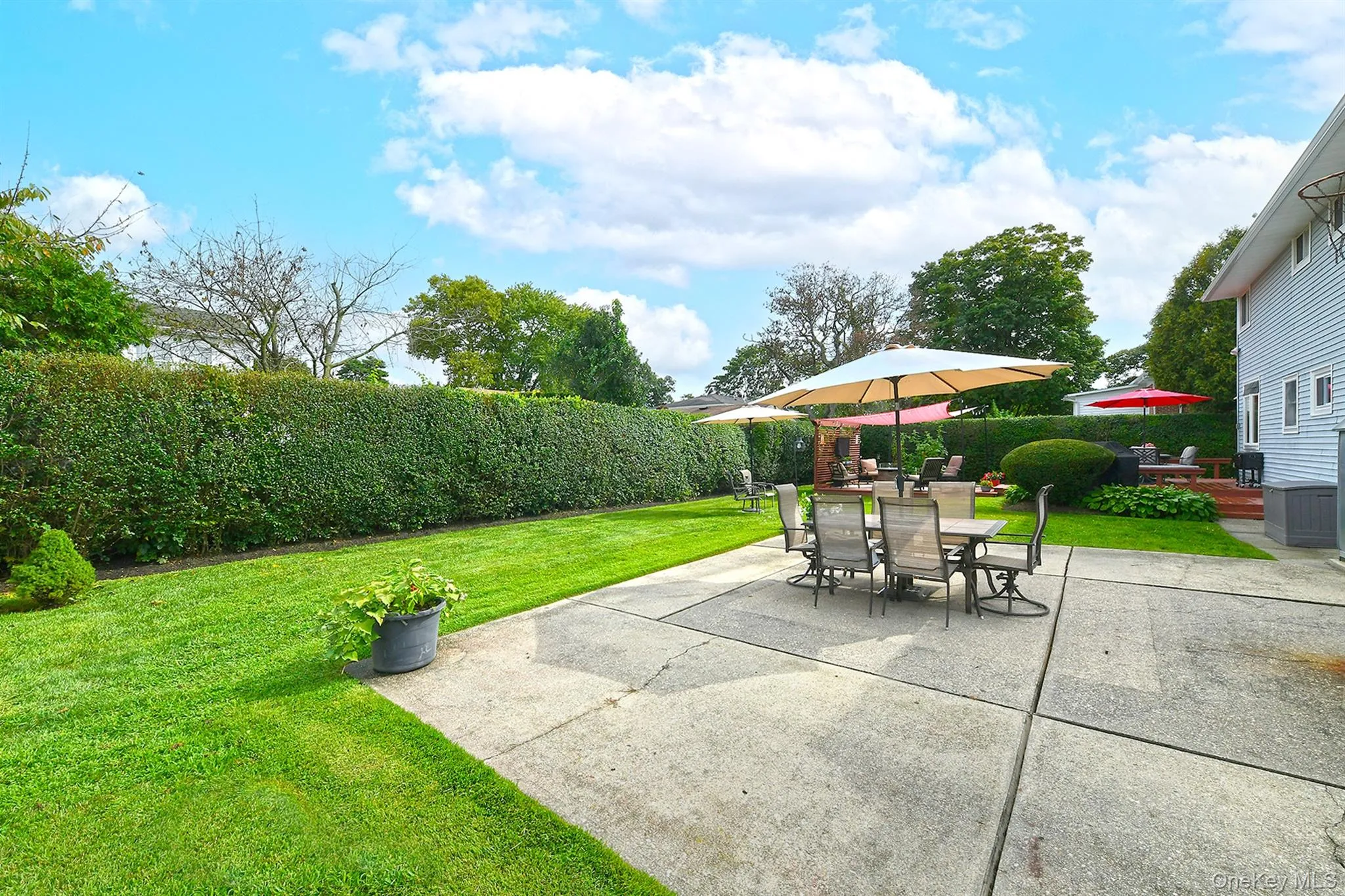 35 Jensen Road, Islip, NY, 4 Bedrooms Bedrooms, 10 Rooms Rooms,3 BathroomsBathrooms,Residential,For Rent,Jensen,0,1047846 35 Jensen Road, Islip, NY, 4 Bedrooms Bedrooms, 10 Rooms Rooms,3 BathroomsBathrooms,Residential,For Rent,Jensen,0,1047846