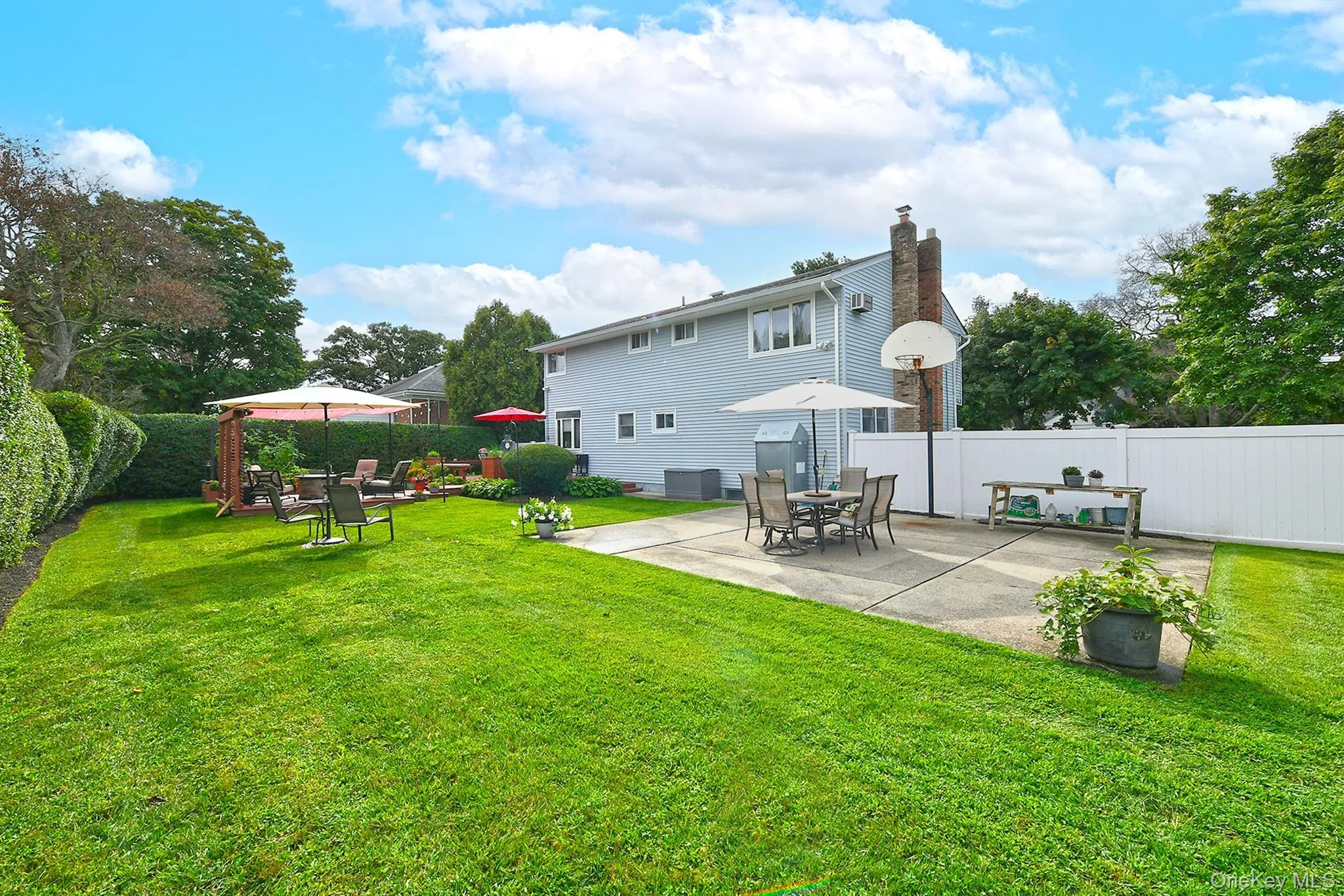 35 Jensen Road, Islip, NY, 4 Bedrooms Bedrooms, 10 Rooms Rooms,3 BathroomsBathrooms,Residential,For Rent,Jensen,0,1047846 35 Jensen Road, Islip, NY, 4 Bedrooms Bedrooms, 10 Rooms Rooms,3 BathroomsBathrooms,Residential,For Rent,Jensen,0,1047846