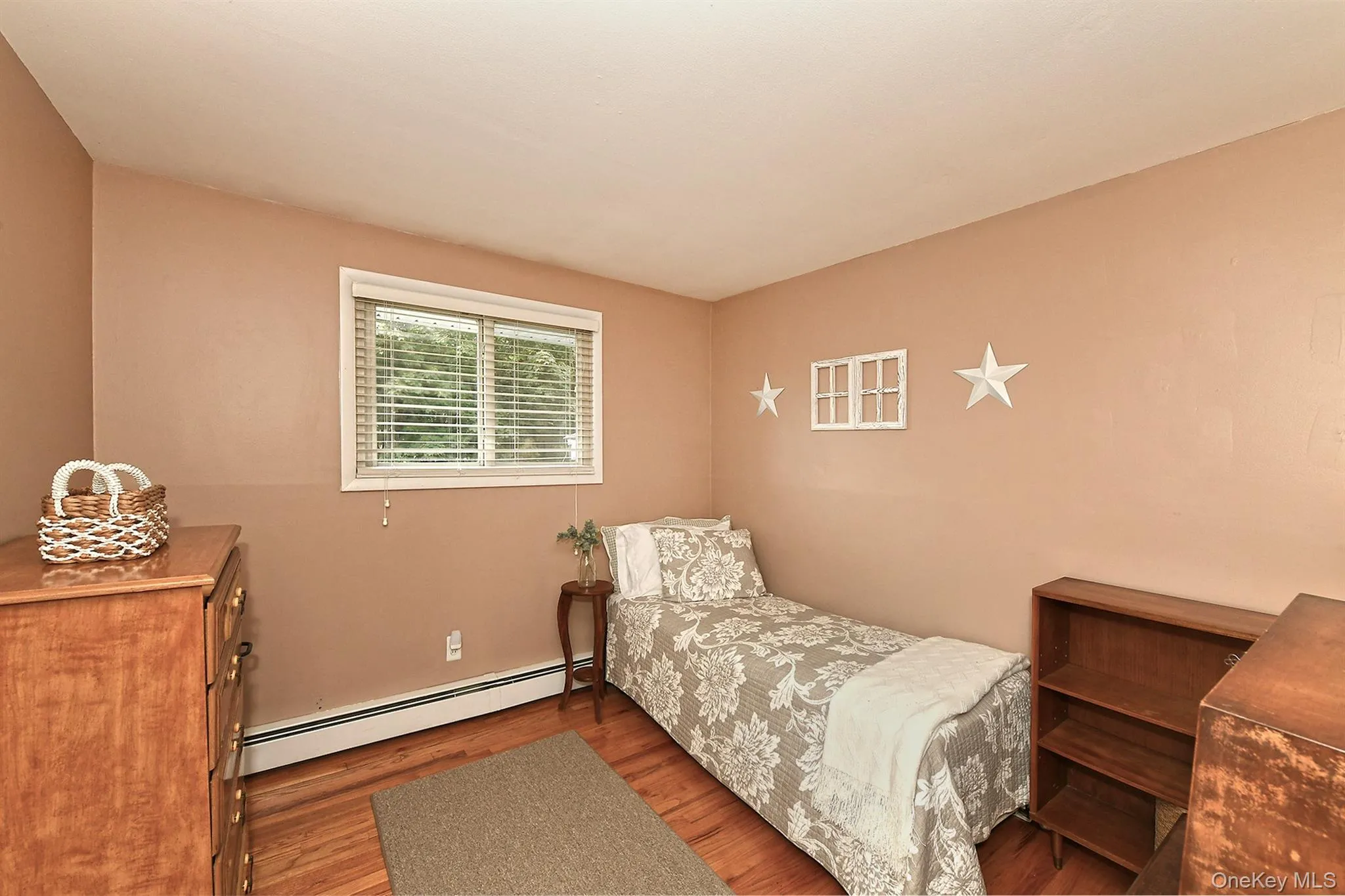 35 Jensen Road, Islip, NY, 4 Bedrooms Bedrooms, 10 Rooms Rooms,3 BathroomsBathrooms,Residential,For Rent,Jensen,0,1047846 35 Jensen Road, Islip, NY, 4 Bedrooms Bedrooms, 10 Rooms Rooms,3 BathroomsBathrooms,Residential,For Rent,Jensen,0,1047846