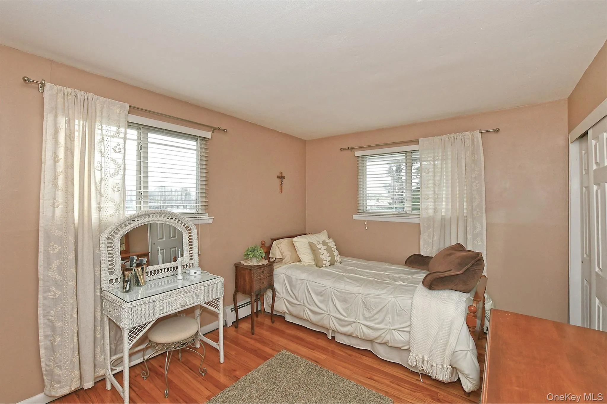35 Jensen Road, Islip, NY, 4 Bedrooms Bedrooms, 10 Rooms Rooms,3 BathroomsBathrooms,Residential,For Rent,Jensen,0,1047846 35 Jensen Road, Islip, NY, 4 Bedrooms Bedrooms, 10 Rooms Rooms,3 BathroomsBathrooms,Residential,For Rent,Jensen,0,1047846