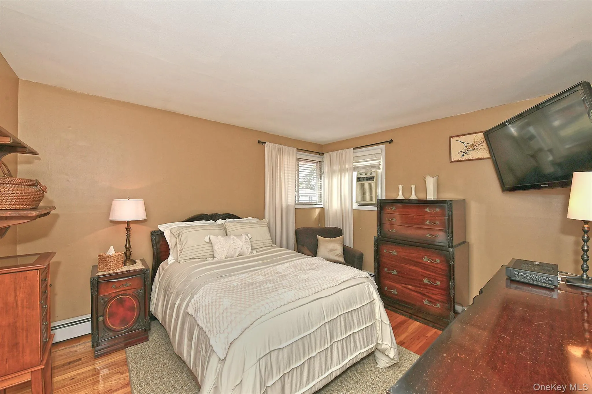 35 Jensen Road, Islip, NY, 4 Bedrooms Bedrooms, 10 Rooms Rooms,3 BathroomsBathrooms,Residential,For Rent,Jensen,0,1047846 35 Jensen Road, Islip, NY, 4 Bedrooms Bedrooms, 10 Rooms Rooms,3 BathroomsBathrooms,Residential,For Rent,Jensen,0,1047846