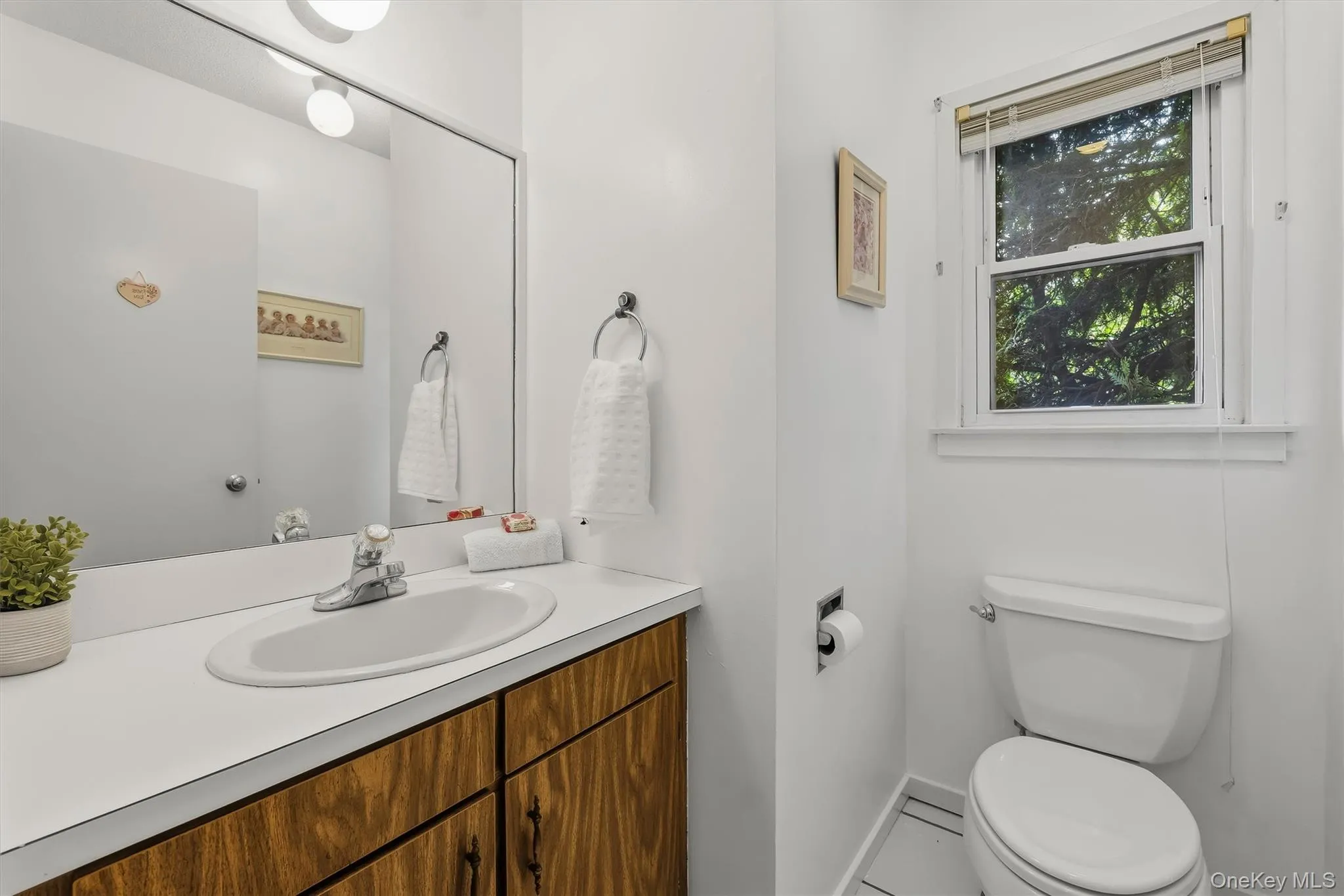 175 Heritage Hills, Somers, NY, 2 Bedrooms Bedrooms, 5 Rooms Rooms,1 BathroomBathrooms,Residential,For Rent,Heritage,0,1047847 175 Heritage Hills, Somers, NY, 2 Bedrooms Bedrooms, 5 Rooms Rooms,1 BathroomBathrooms,Residential,For Rent,Heritage,0,1047847