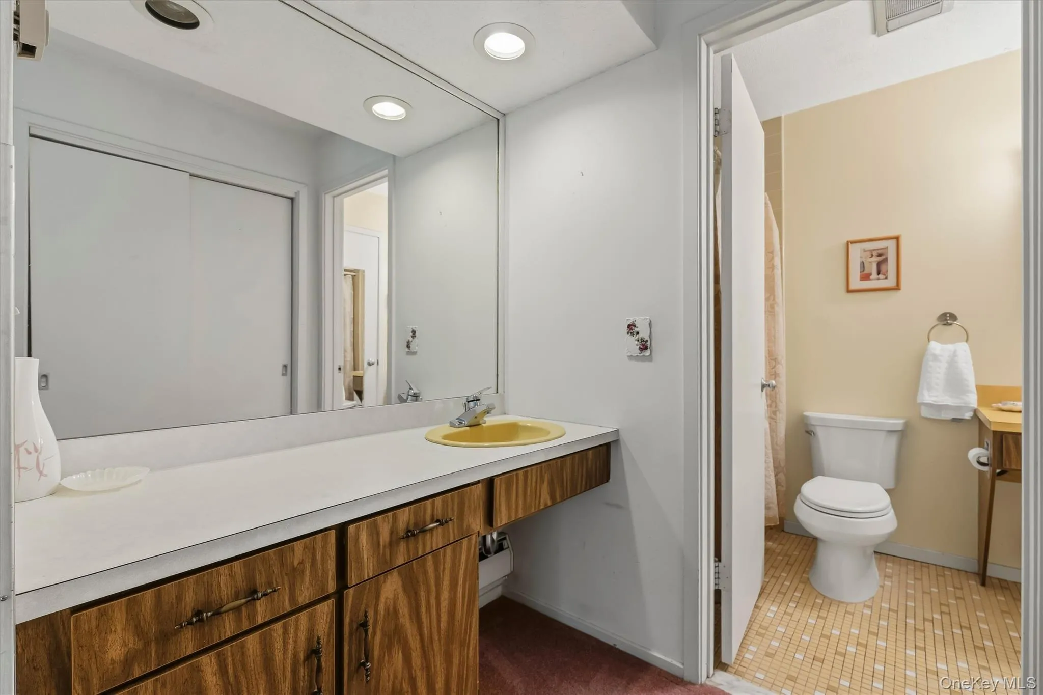 175 Heritage Hills, Somers, NY, 2 Bedrooms Bedrooms, 5 Rooms Rooms,1 BathroomBathrooms,Residential,For Rent,Heritage,0,1047847 175 Heritage Hills, Somers, NY, 2 Bedrooms Bedrooms, 5 Rooms Rooms,1 BathroomBathrooms,Residential,For Rent,Heritage,0,1047847