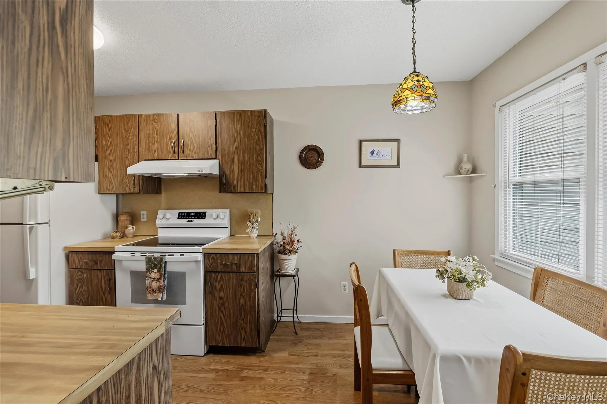 175 Heritage Hills, Somers, NY, 2 Bedrooms Bedrooms, 5 Rooms Rooms,1 BathroomBathrooms,Residential,For Rent,Heritage,0,1047847 175 Heritage Hills, Somers, NY, 2 Bedrooms Bedrooms, 5 Rooms Rooms,1 BathroomBathrooms,Residential,For Rent,Heritage,0,1047847