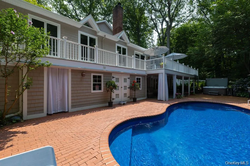 29 Farm Road, Smithtown, NY, 4 Bedrooms Bedrooms, 10 Rooms Rooms,3 BathroomsBathrooms,Residential,For Rent,Farm,0,1047851 29 Farm Road, Smithtown, NY, 4 Bedrooms Bedrooms, 10 Rooms Rooms,3 BathroomsBathrooms,Residential,For Rent,Farm,0,1047851
