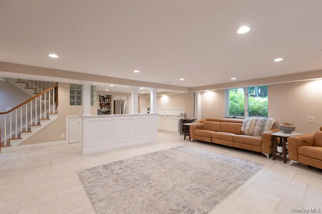29 Farm Road, Smithtown, NY, 4 Bedrooms Bedrooms, 10 Rooms Rooms,3 BathroomsBathrooms,Residential,For Rent,Farm,0,1047851 29 Farm Road, Smithtown, NY, 4 Bedrooms Bedrooms, 10 Rooms Rooms,3 BathroomsBathrooms,Residential,For Rent,Farm,0,1047851