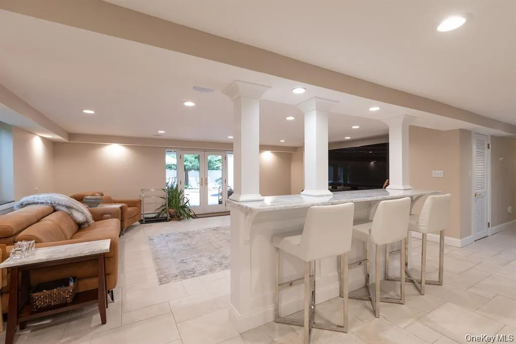 29 Farm Road, Smithtown, NY, 4 Bedrooms Bedrooms, 10 Rooms Rooms,3 BathroomsBathrooms,Residential,For Rent,Farm,0,1047851 29 Farm Road, Smithtown, NY, 4 Bedrooms Bedrooms, 10 Rooms Rooms,3 BathroomsBathrooms,Residential,For Rent,Farm,0,1047851