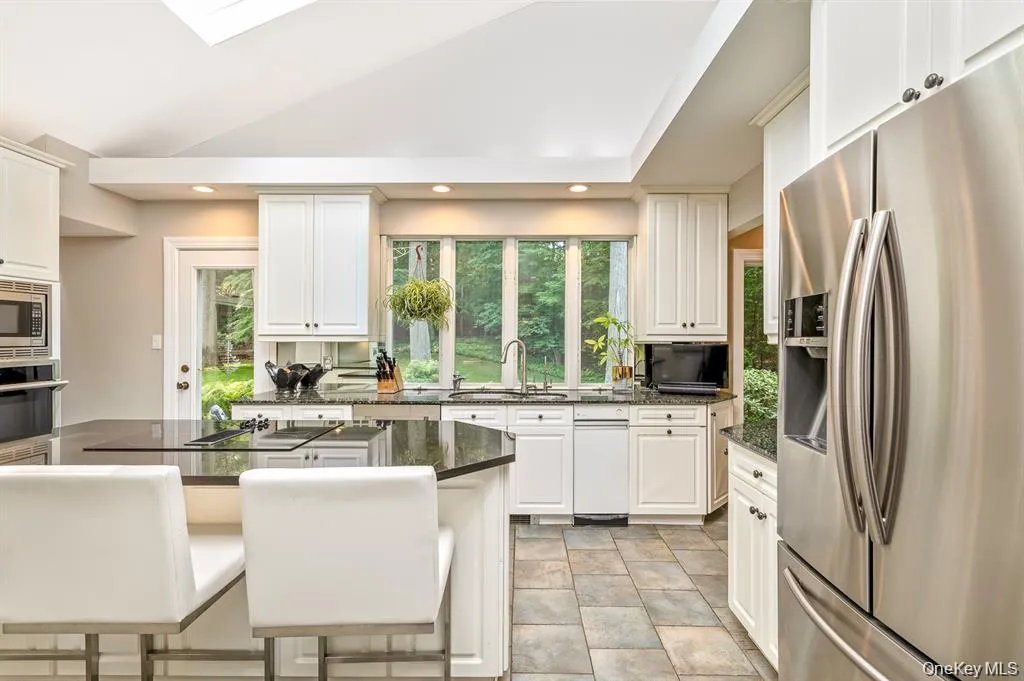 29 Farm Road, Smithtown, NY, 4 Bedrooms Bedrooms, 10 Rooms Rooms,3 BathroomsBathrooms,Residential,For Rent,Farm,0,1047851 29 Farm Road, Smithtown, NY, 4 Bedrooms Bedrooms, 10 Rooms Rooms,3 BathroomsBathrooms,Residential,For Rent,Farm,0,1047851