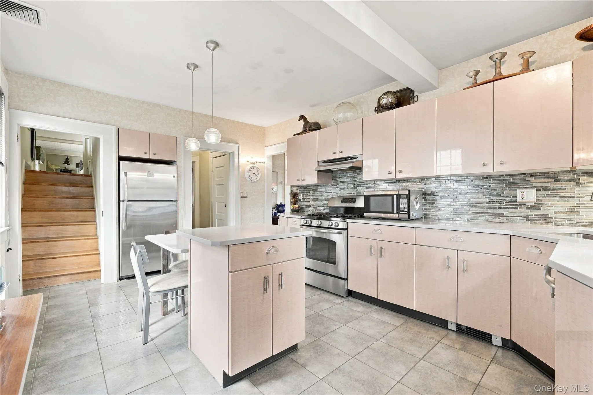 60 Cormack Court, Babylon, NY, 3 Bedrooms Bedrooms, 6 Rooms Rooms,1 BathroomBathrooms,Residential,For Rent,Cormack,0,1047853 60 Cormack Court, Babylon, NY, 3 Bedrooms Bedrooms, 6 Rooms Rooms,1 BathroomBathrooms,Residential,For Rent,Cormack,0,1047853